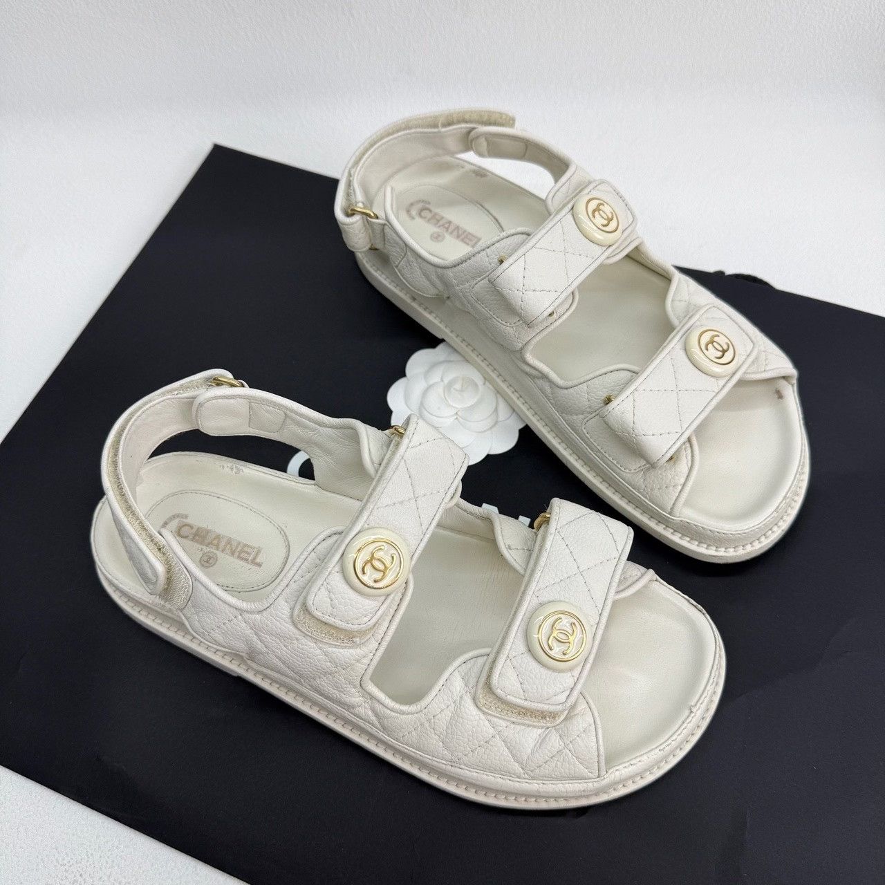 Chanel Chanel Retro White Sandals us_6-5 Women Size US 6.5 / IT 36.5 - 3 Thumbnail