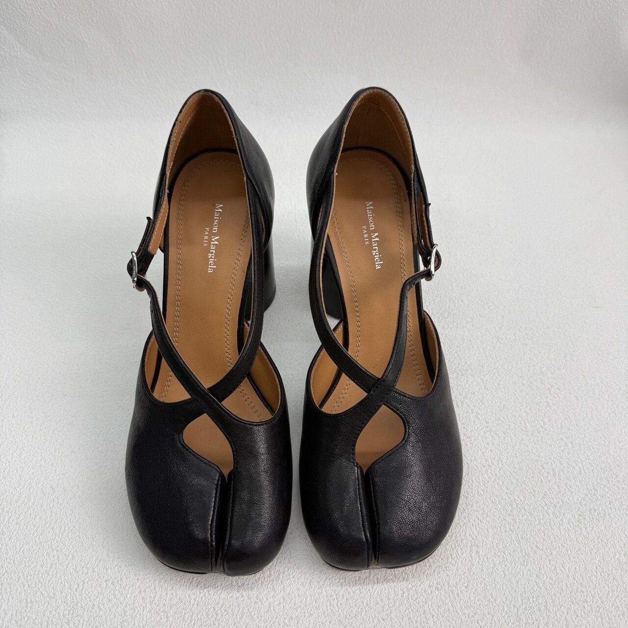 Maison Margiela Maison Margiela Leather Black Lowtop Sneakers us_6-5 Women Size US 6.5 / IT 36.5 - 2 Thumbnail