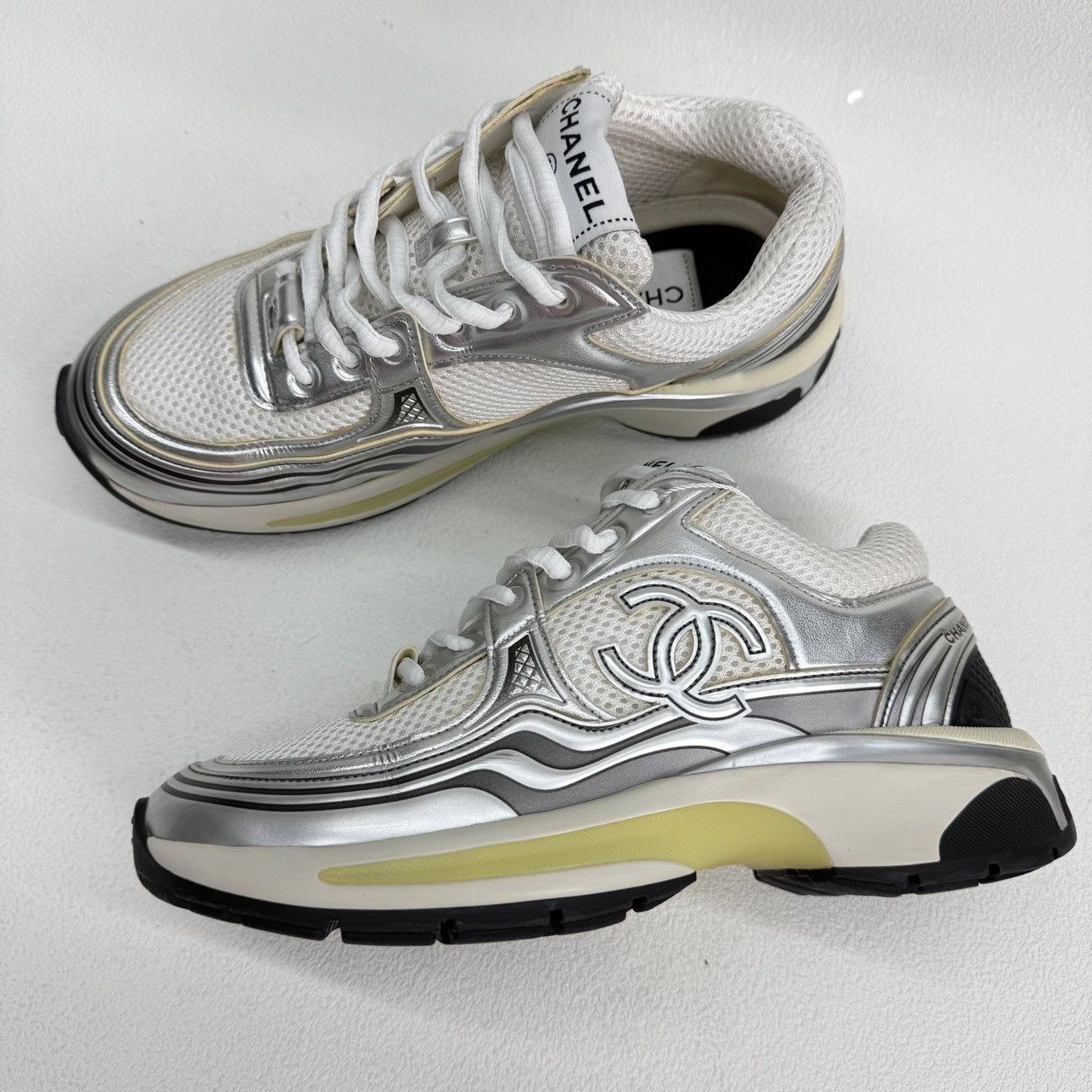 Chanel Chanel Leather Silver Lowtop Sneakers us_5 Women Size US 5 / IT 35 - 8 Thumbnail