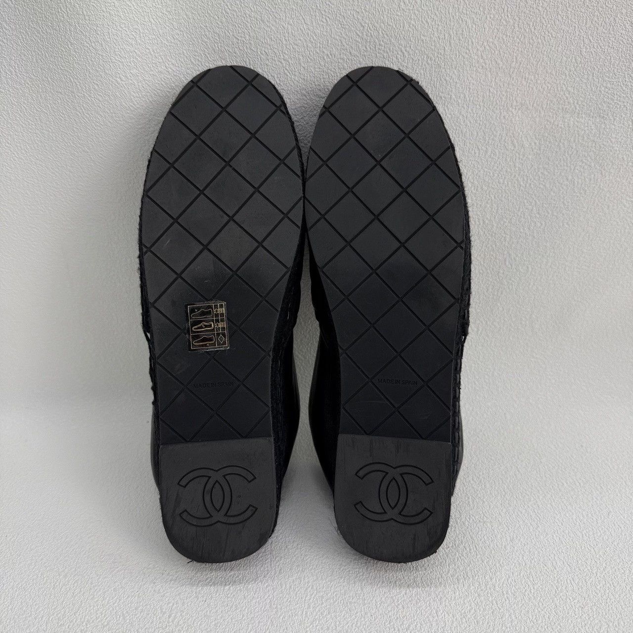 Chanel Chanel Retro Graphic Black Lowtop Sneakers us_7-5 Women Size US 7.5 / IT 37.5 - 7 Thumbnail
