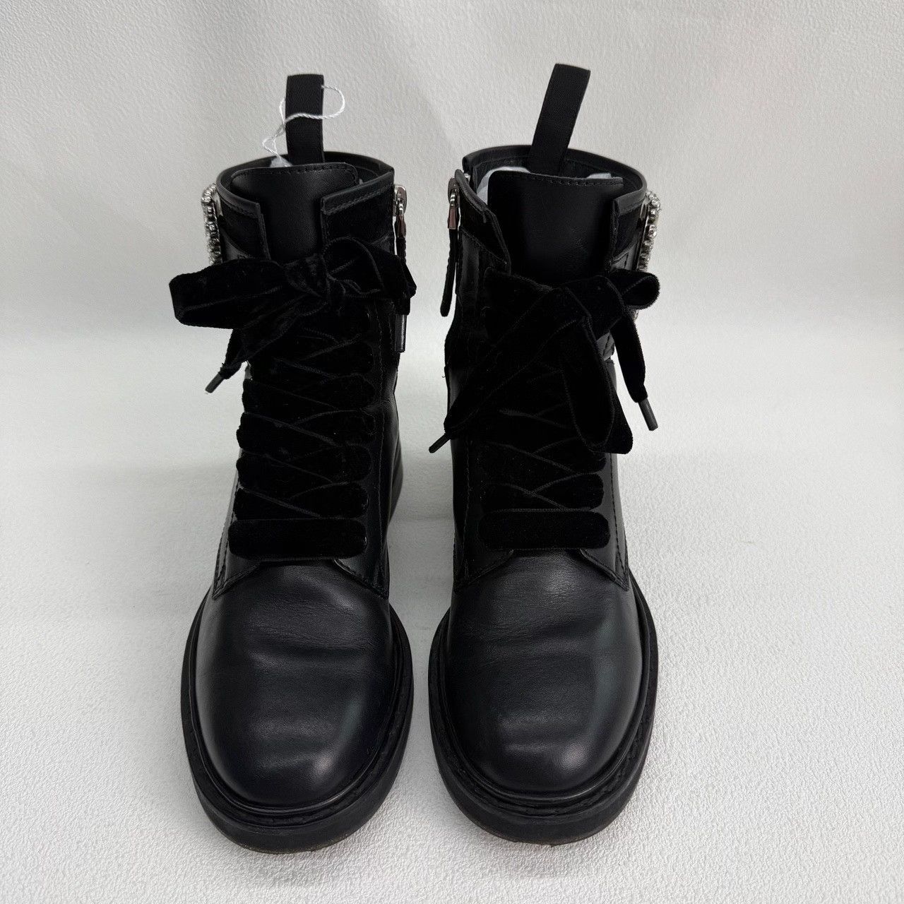 Roger Vivier Roger Vivier Retro Black Boots us_6 Women Size US 6 / IT 36 - 2 Thumbnail