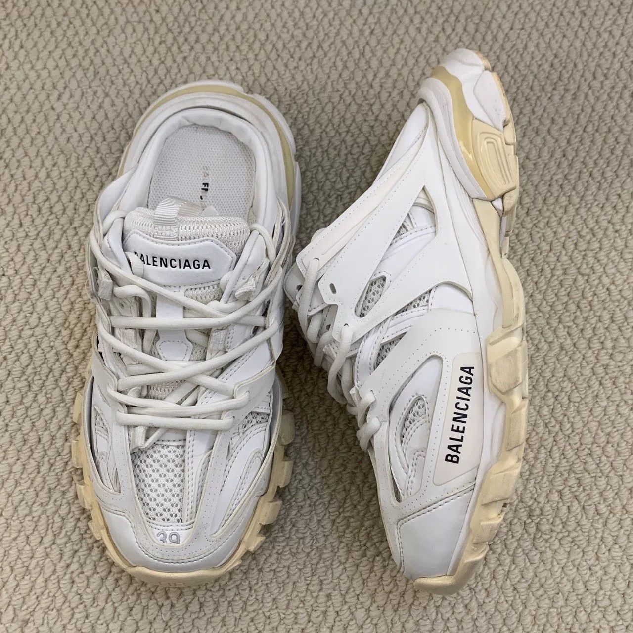 Balenciaga Balenciaga White Sandals us_8-5 Women Size US 8.5 / IT 38.5 - 6 Thumbnail