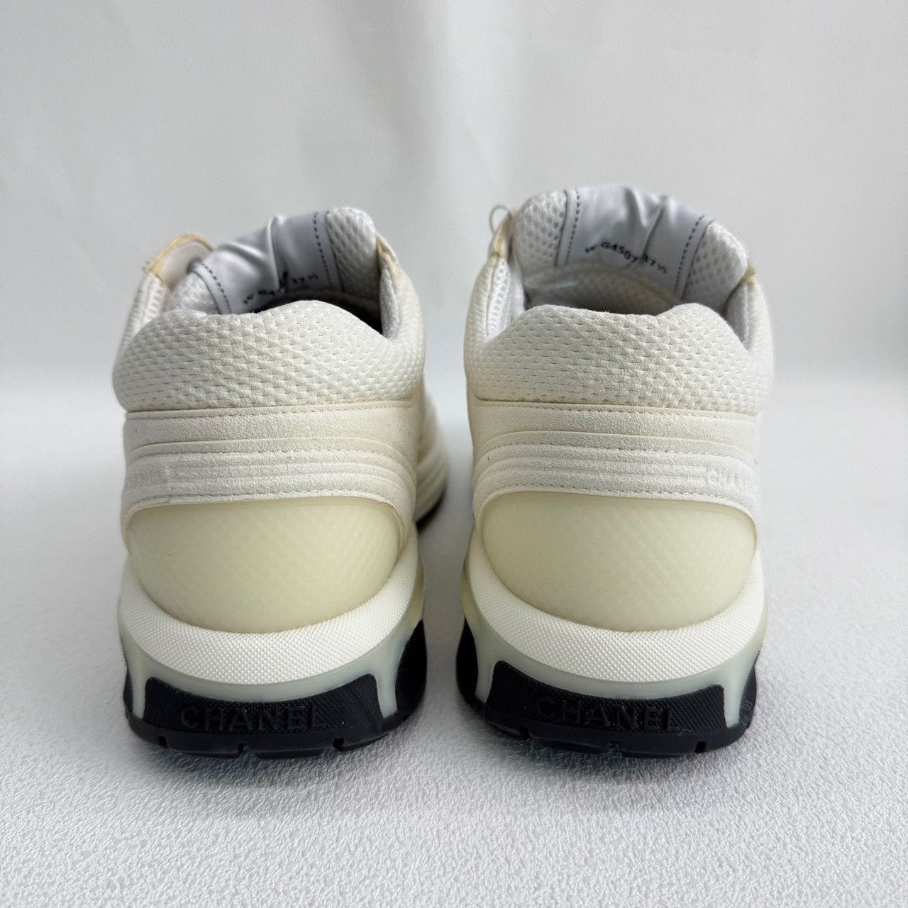 Chanel Chanel Retro White Lowtop Sneakers us_6-5 Women Size US 6.5 / IT 36.5 - 3 Thumbnail