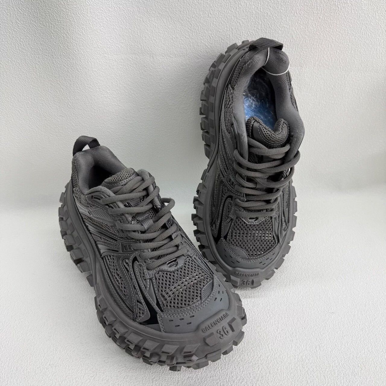 Balenciaga Balenciaga Mesh Blue Lowtop Sneakers us_6 Women Size US 6 / IT 36 - 8 Thumbnail