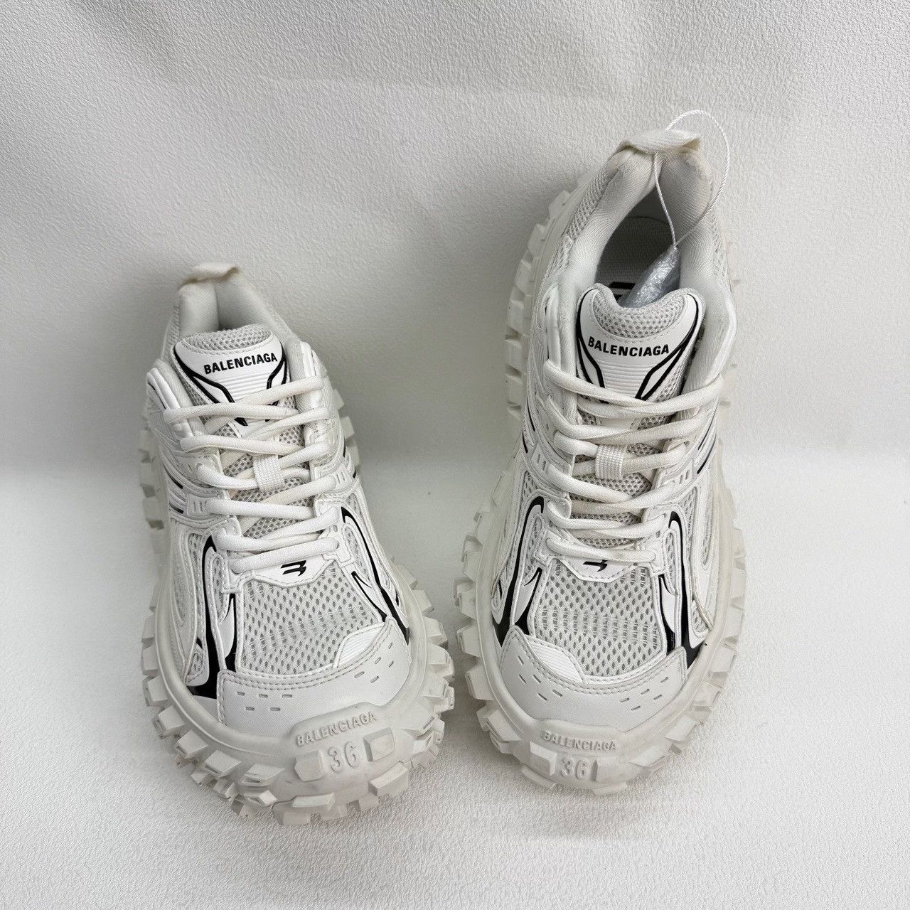 Balenciaga Balenciaga White Lowtop Sneakers us_6 Women Size US 6 / IT 36 - 8 Thumbnail