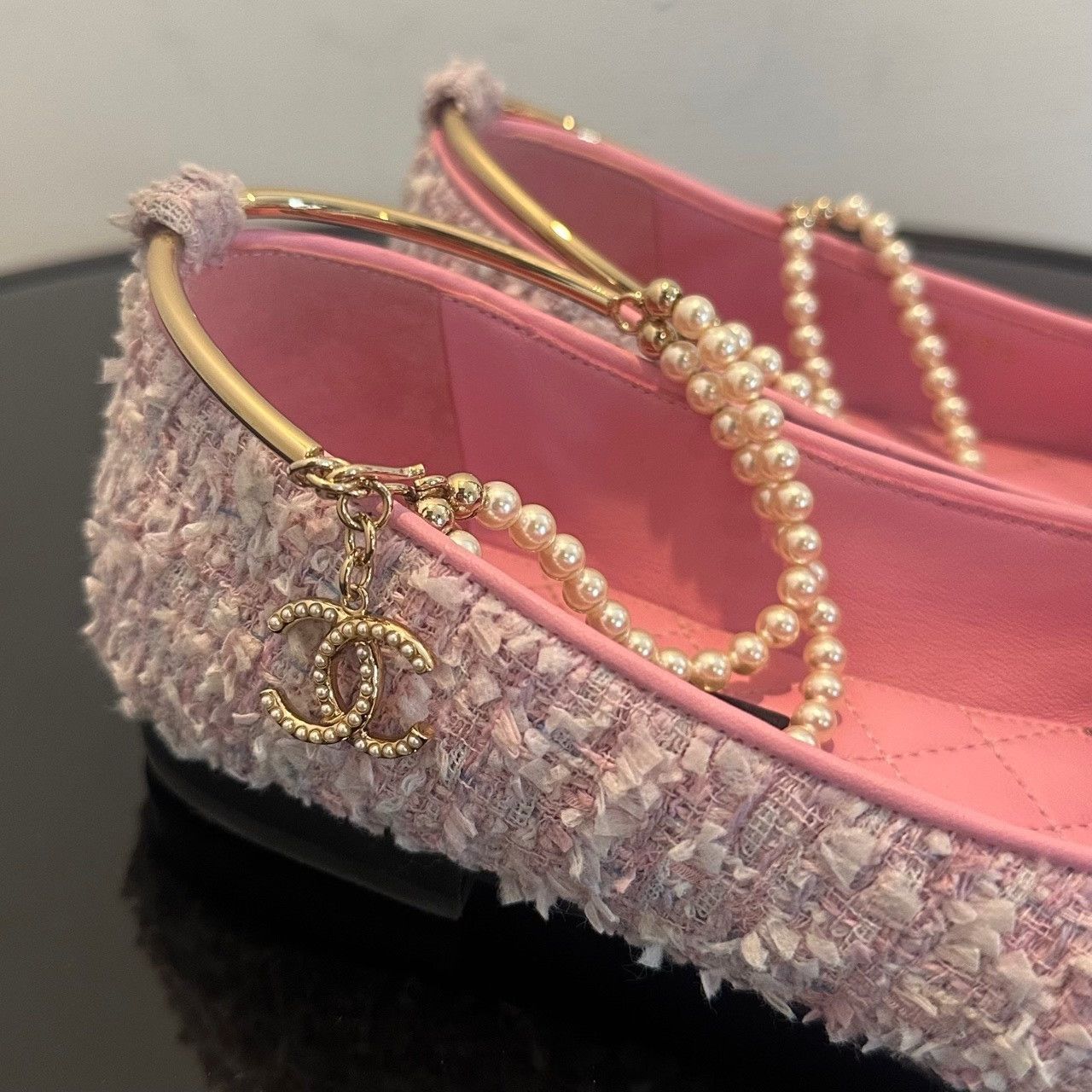 Chanel Chanel Multi Lowtop Sneakers us_7-5 Women Size US 7.5 / IT 37.5 - 5 Thumbnail