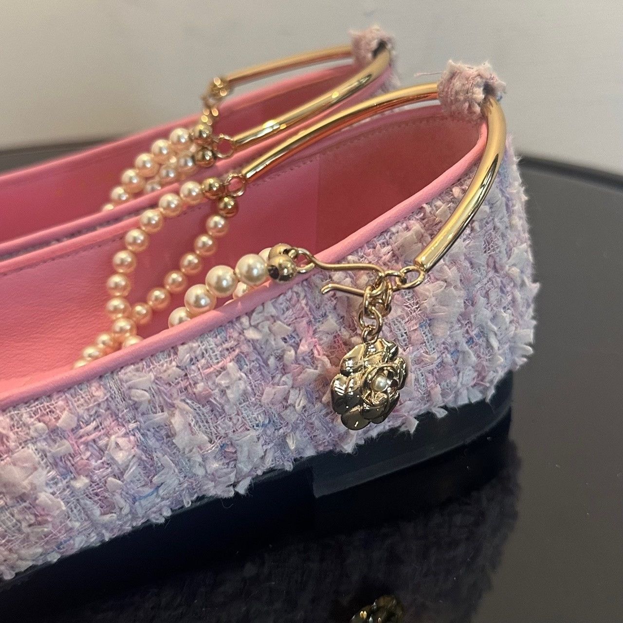 Chanel Chanel Multi Lowtop Sneakers us_7-5 Women Size US 7.5 / IT 37.5 - 6 Thumbnail