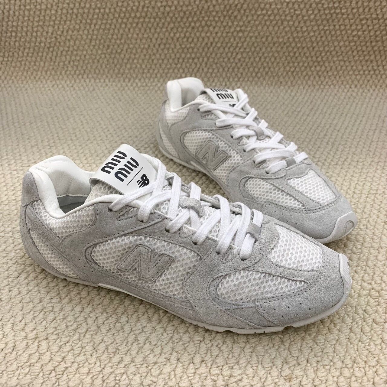 New Balance New Balance White Lowtop Sneakers us_8-5 Women Size US 8.5 / IT 38.5 - 2 Thumbnail