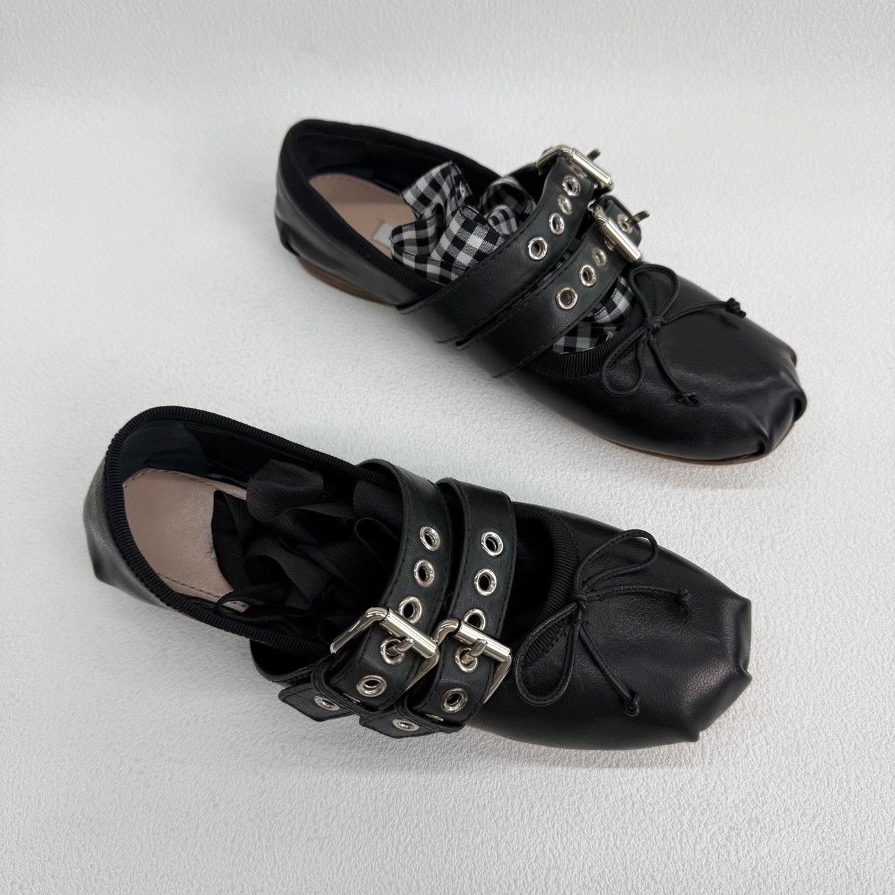 Miu Miu Miu Miu Casual Black Lowtop Sneakers us_5 Women Size US 5 / IT 35 - 3 Thumbnail