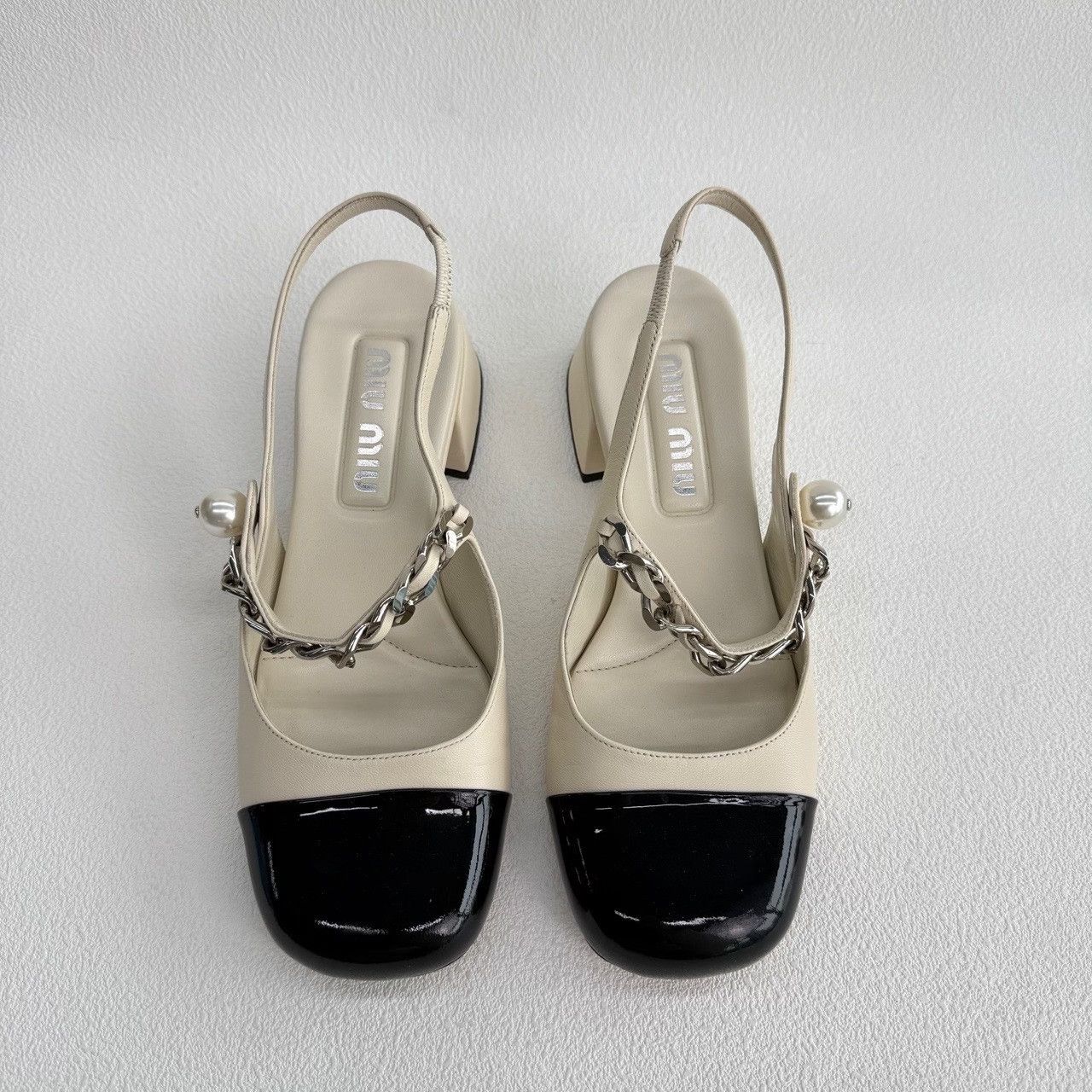 Miu Miu Miu Miu Leather Black Sandals us_6 Women Size US 6 / IT 36 - 2 Thumbnail