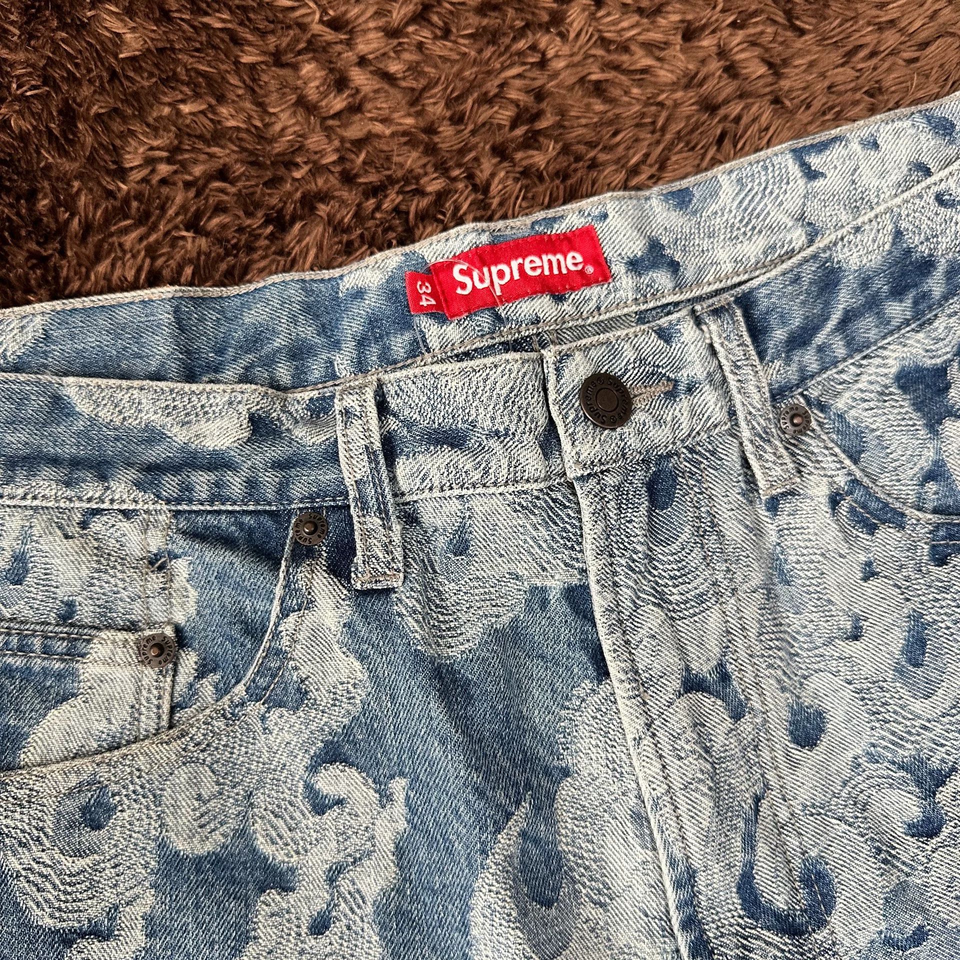 Supreme Supreme Shorts 34 Men Size US 34 / EU 50 - 2 Thumbnail