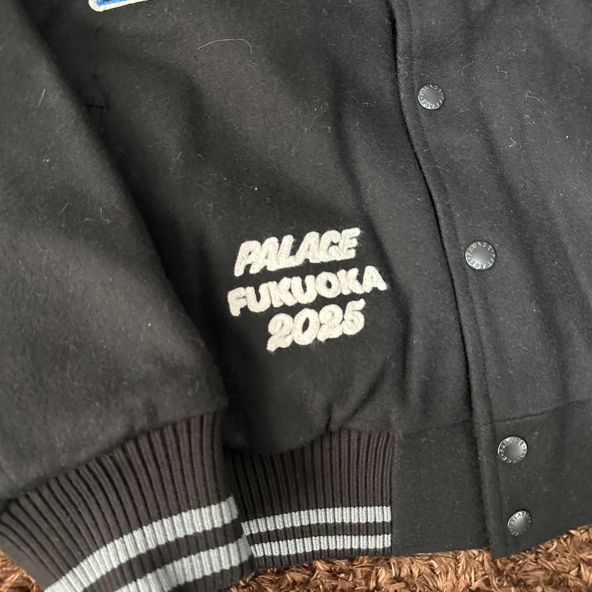 Palace Palace Light Jacket l Men Size US L / EU 52-54 / 3 - 3 Thumbnail