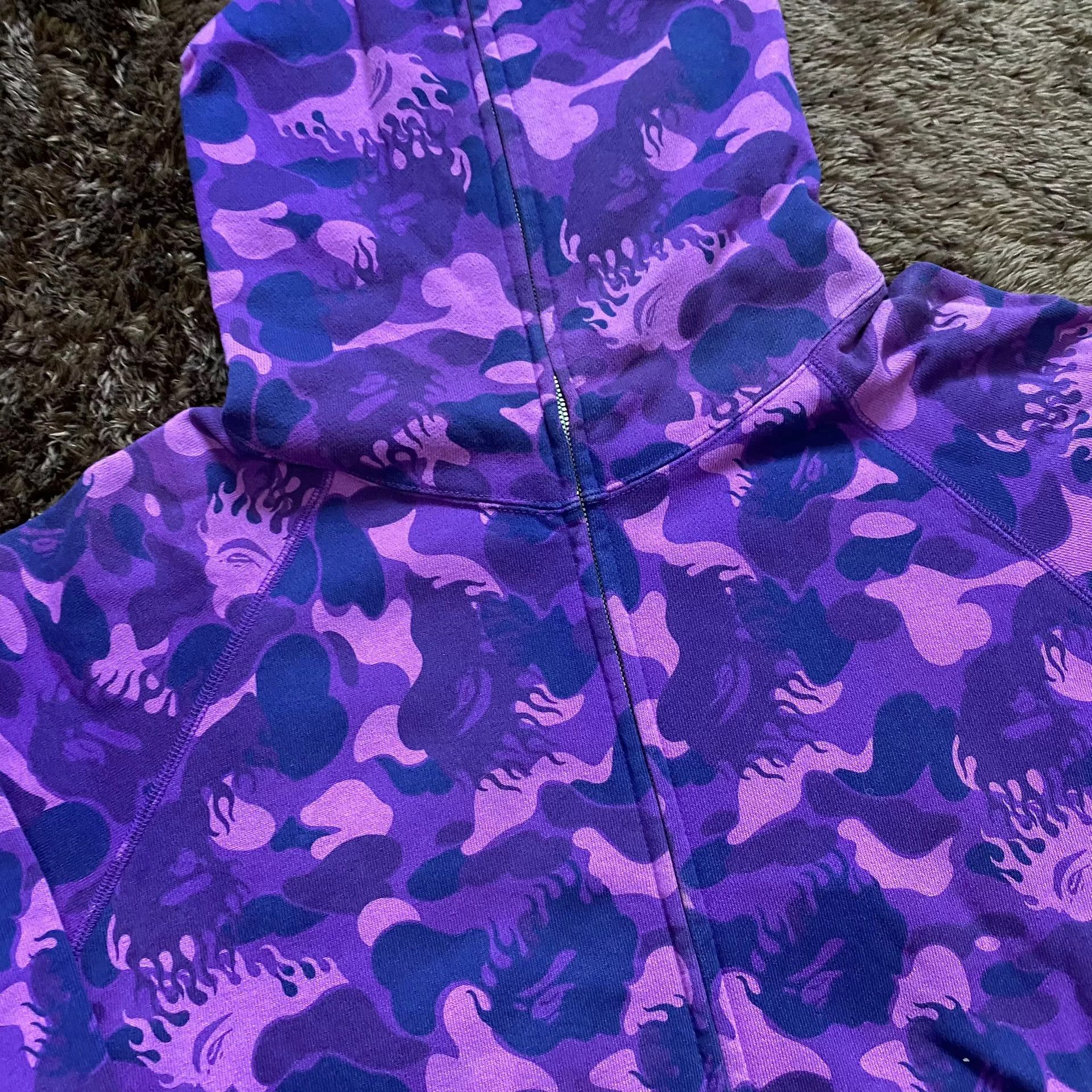 Bape Bape Camo Purple Hoodie m Men Size US M / EU 48-50 / 2 - 2 Thumbnail