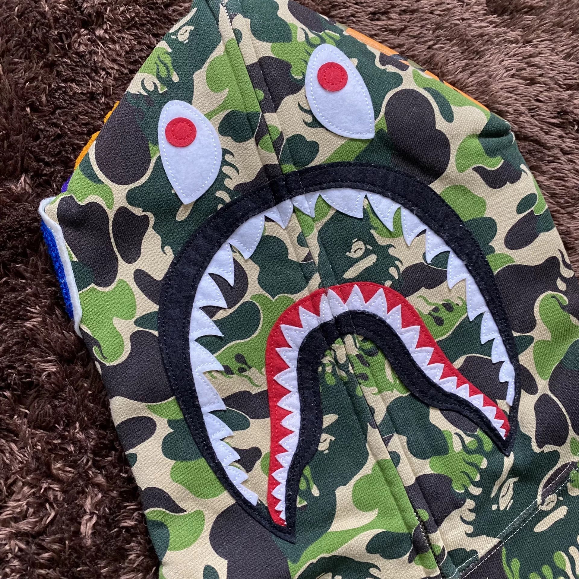 Bape Bape Shark Green Hoodie m Men Size US M / EU 48-50 / 2 - 2 Thumbnail