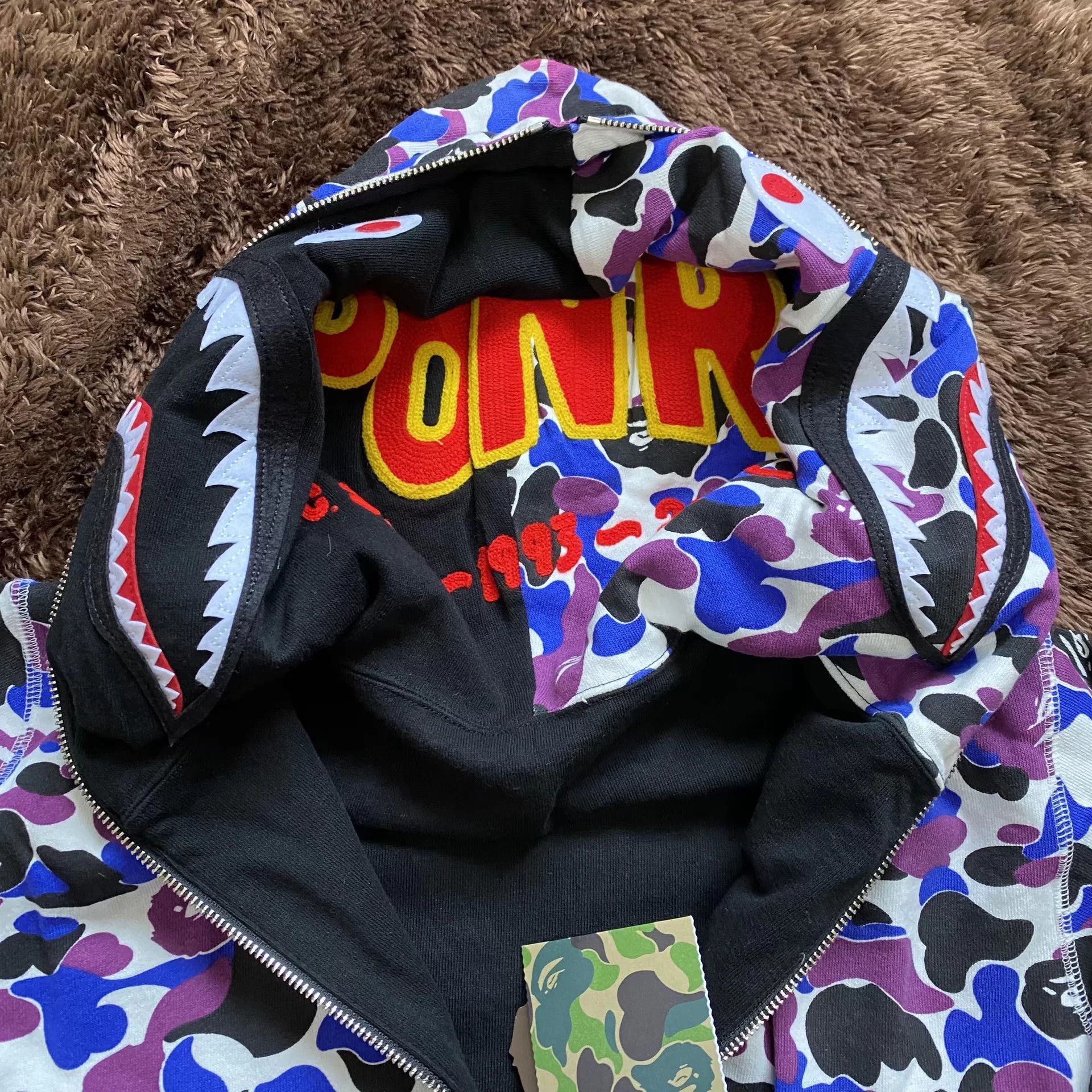Bape Bape Shark Light Jacket m Men Size US M / EU 48-50 / 2 - 3 Thumbnail