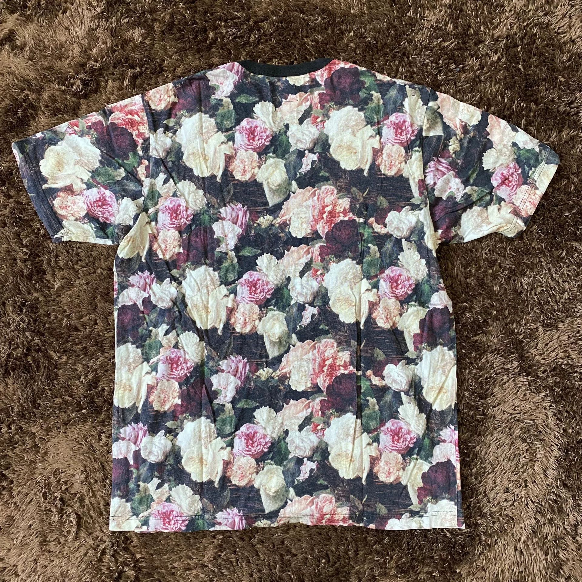 Supreme Supreme Floral T-Shirt l Men Size US L / EU 52-54 / 3 - 4 Thumbnail