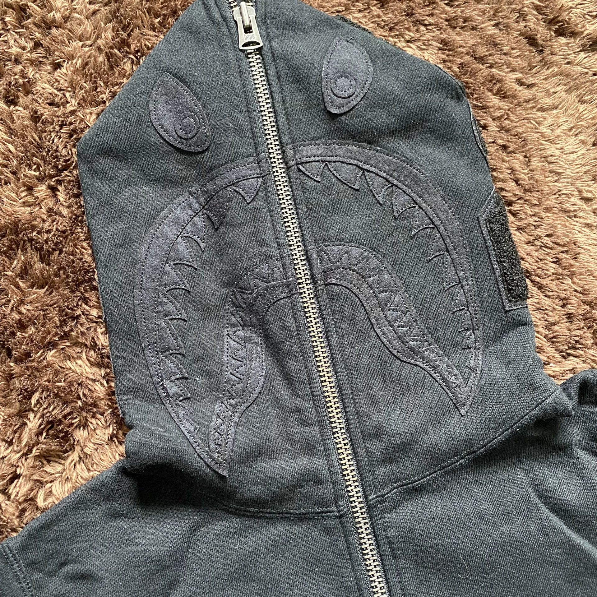 Bape Bape Shark Black Hoodie m Men Size US M / EU 48-50 / 2 - 2 Thumbnail