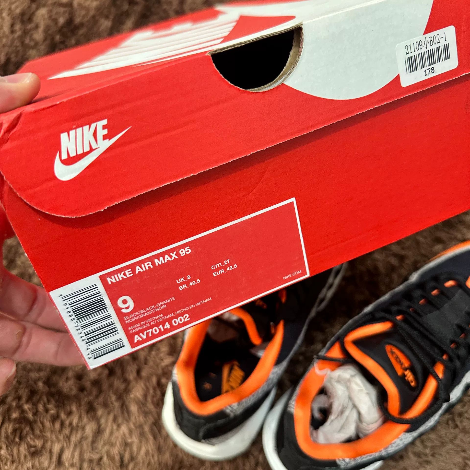 Nike Nike MAX 95 Lowtop Sneakers 9.5 Men Size US 9.5 / EU 42-43 - 6 Thumbnail