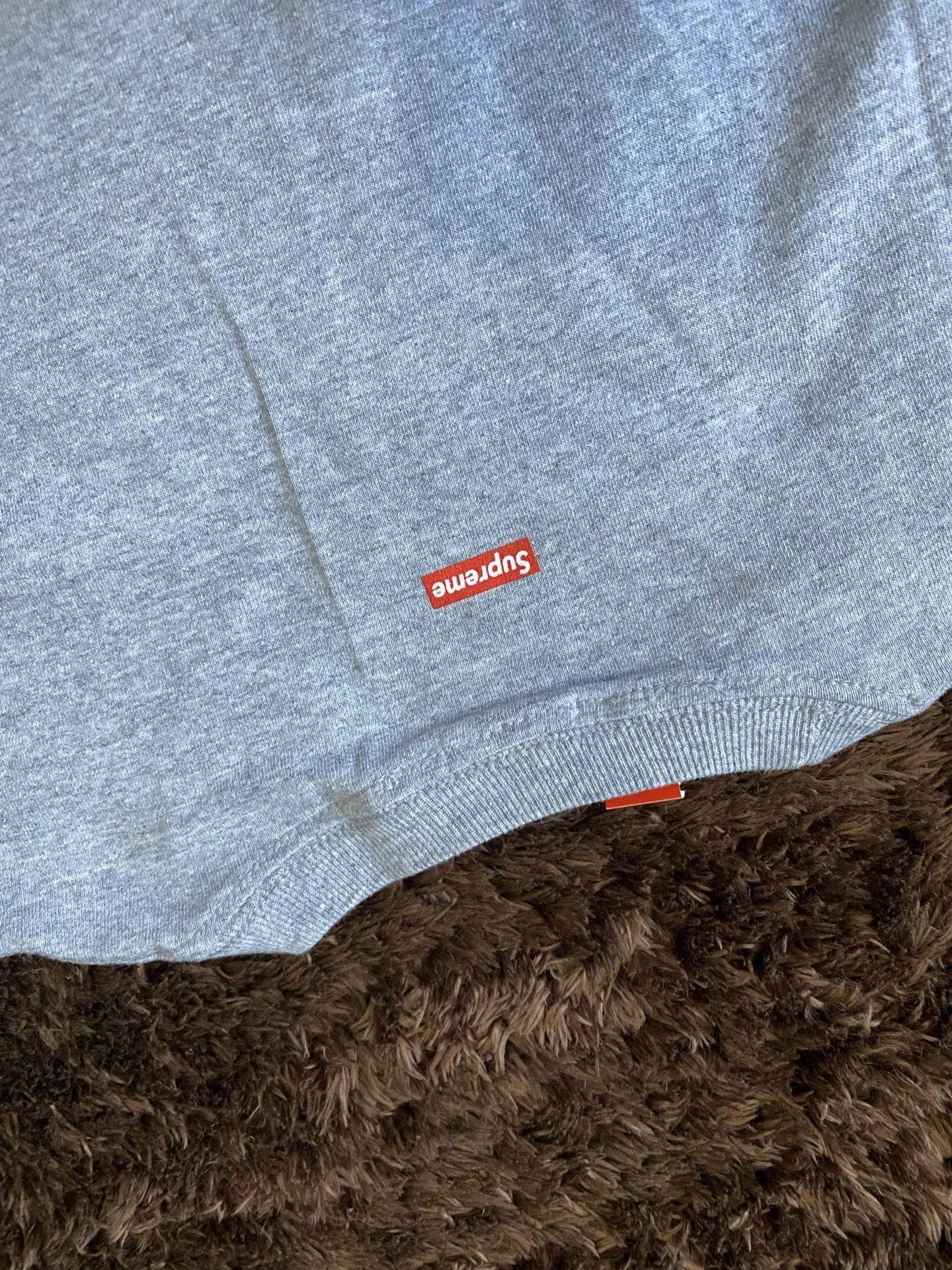 Supreme Supreme Gray T-Shirt xl Men Size US XL / EU 56 / 4 - 3 Thumbnail