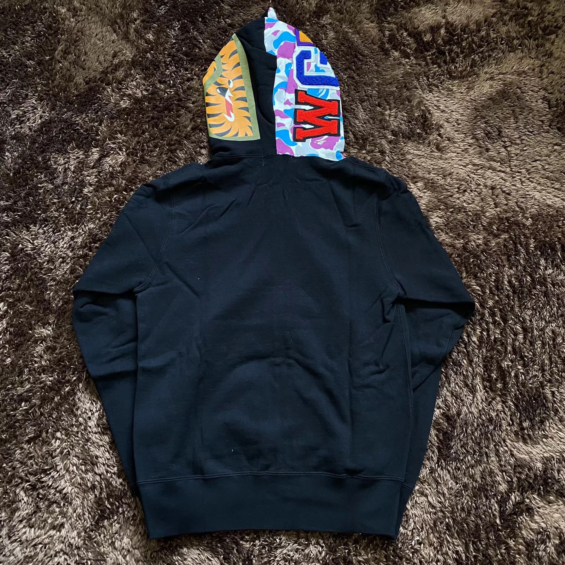Bape Bape Shark Hoodie m Men Size US M / EU 48-50 / 2 - 4 Thumbnail