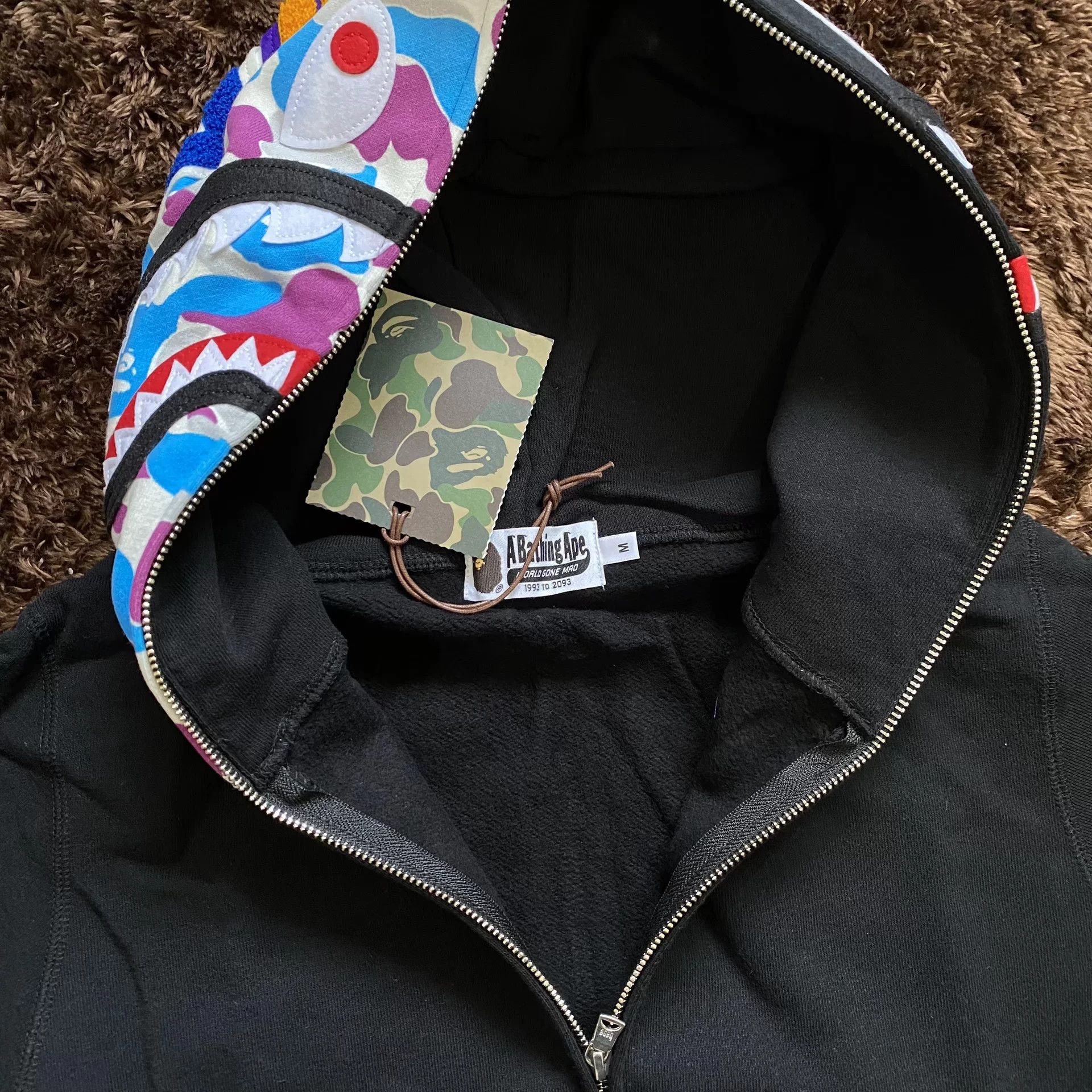 Bape Bape Shark Hoodie m Men Size US M / EU 48-50 / 2 - 3 Thumbnail