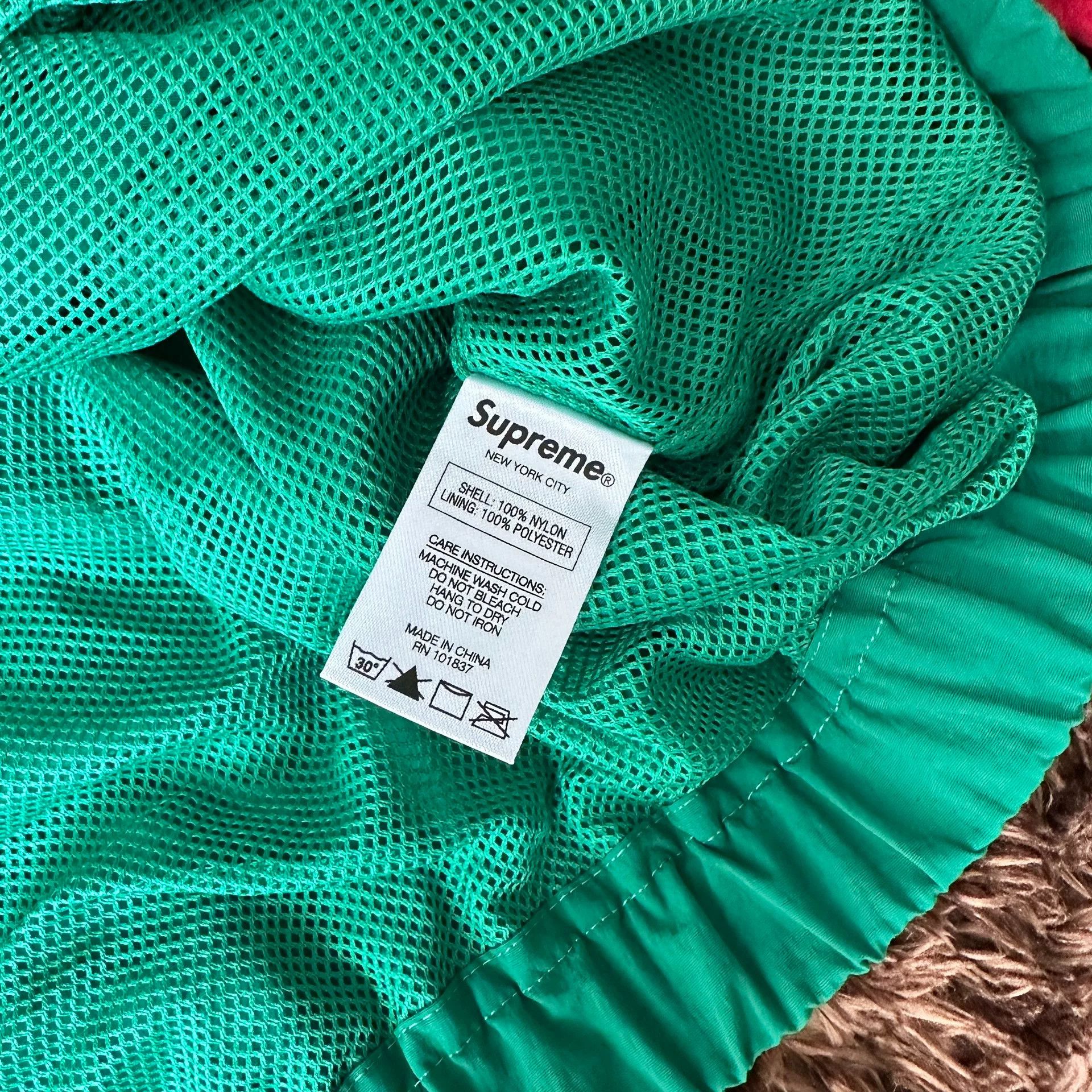 Supreme Supreme Red Light Jacket s Men Size US S / EU 44-46 / 1 - 3 Thumbnail