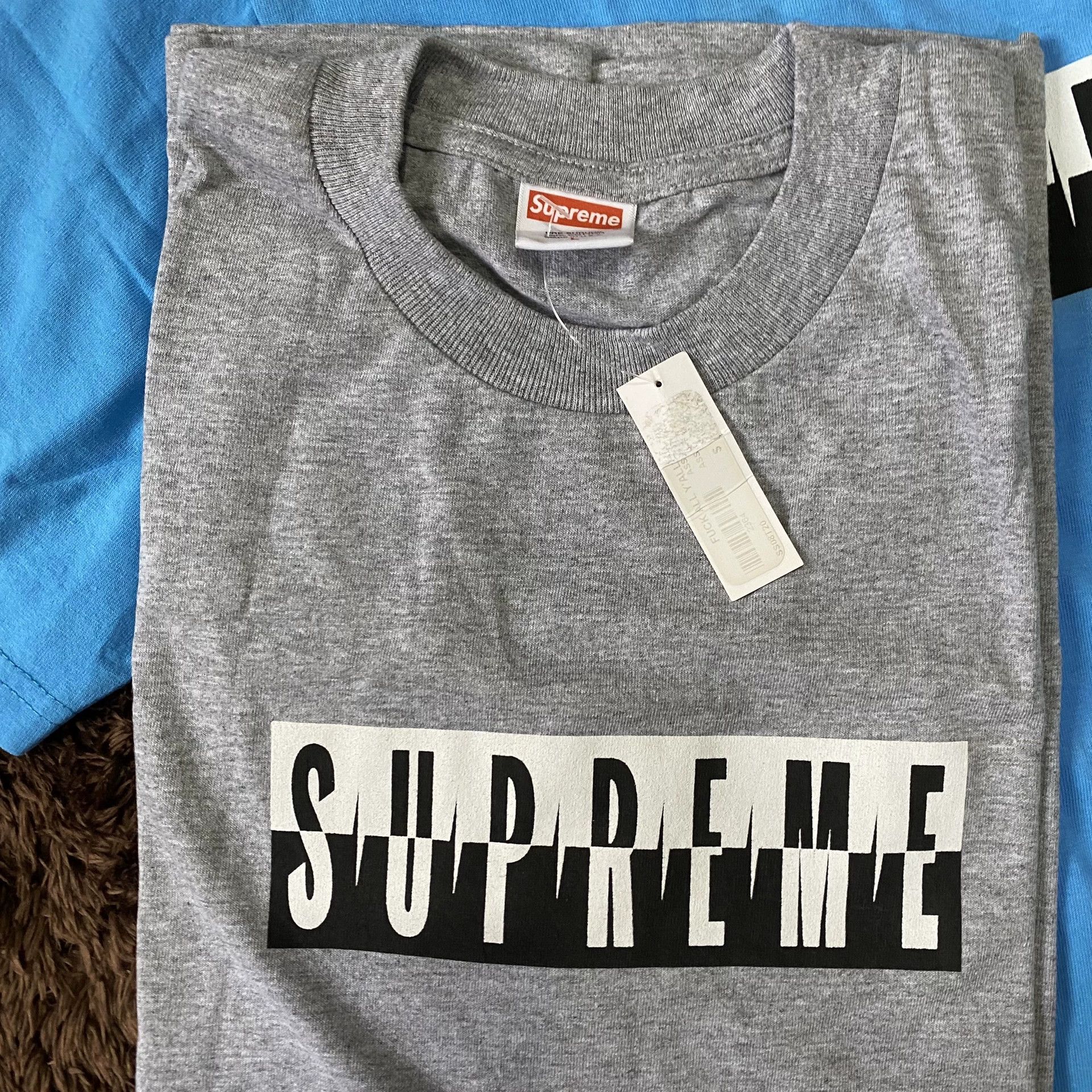 Supreme Supreme Blue T-Shirt l Men Size US L / EU 52-54 / 3 - 3 Thumbnail
