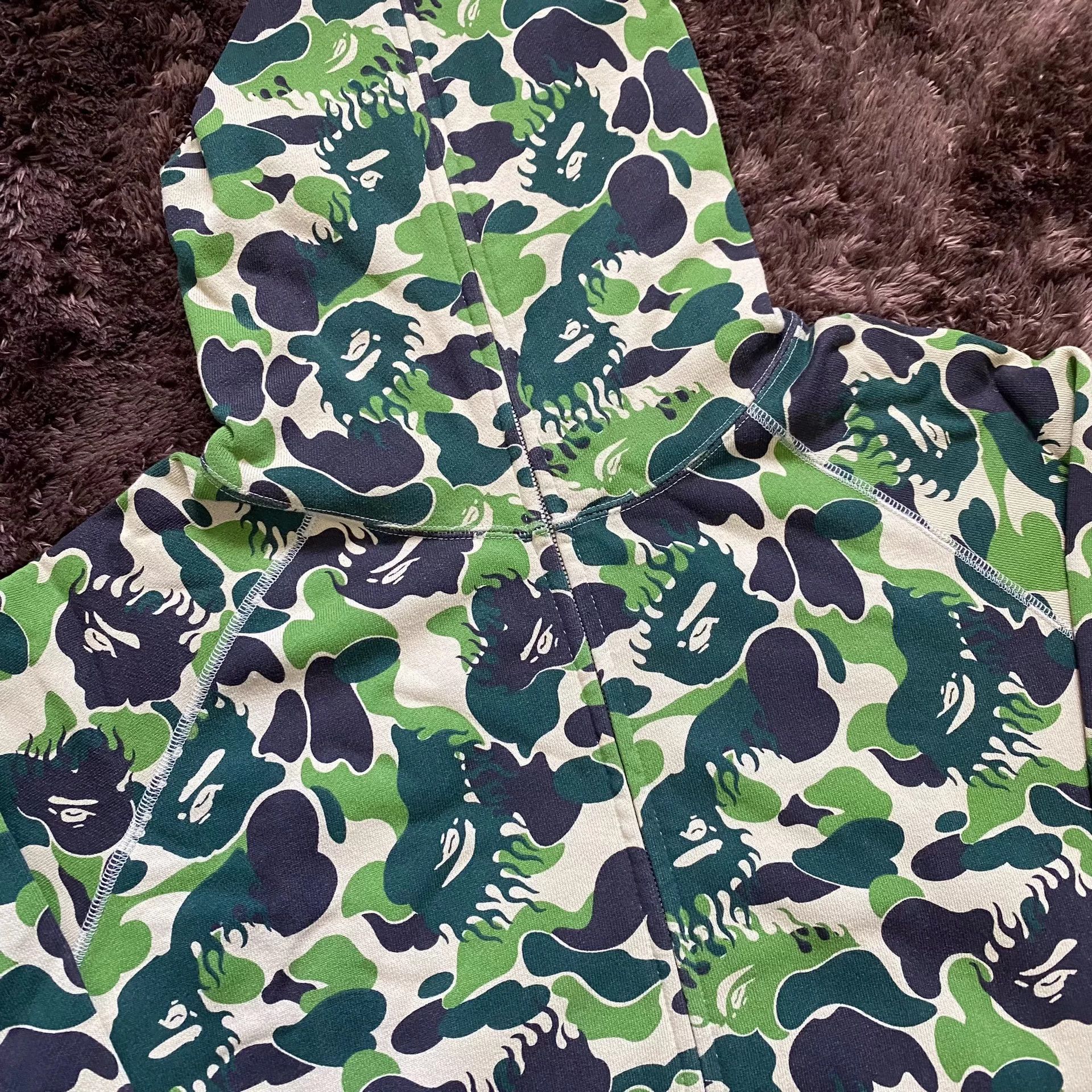 Bape Bape Camo Green Hoodie m Men Size US M / EU 48-50 / 2 - 2 Thumbnail