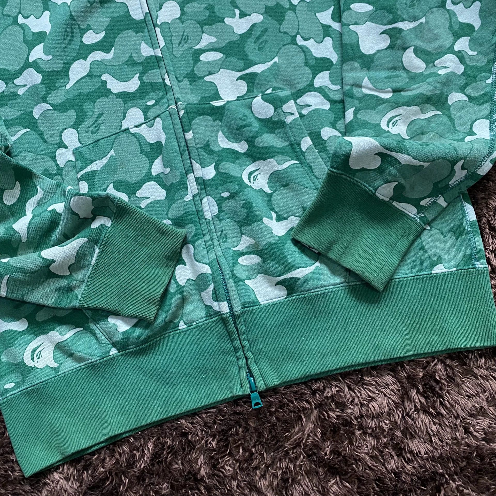 Bape Bape Camo Green Hoodie m Men Size US M / EU 48-50 / 2 - 3 Thumbnail