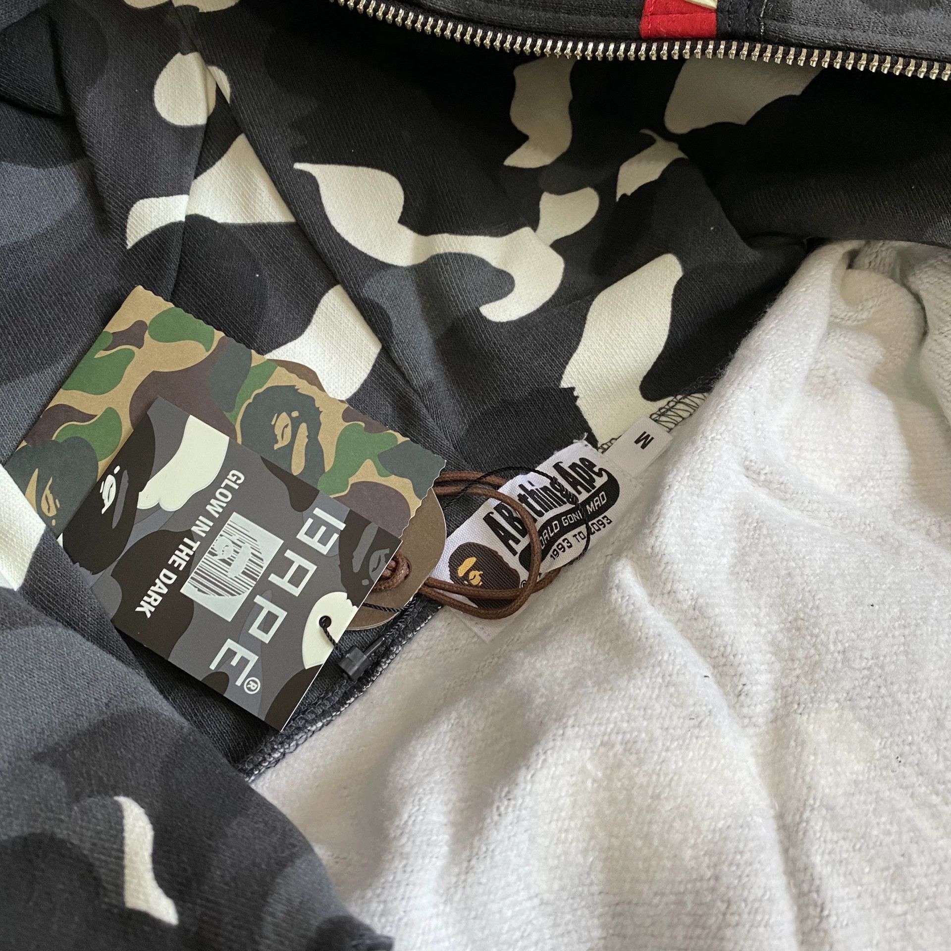 Bape Bape Shark Black Hoodie m Men Size US M / EU 48-50 / 2 - 4 Thumbnail