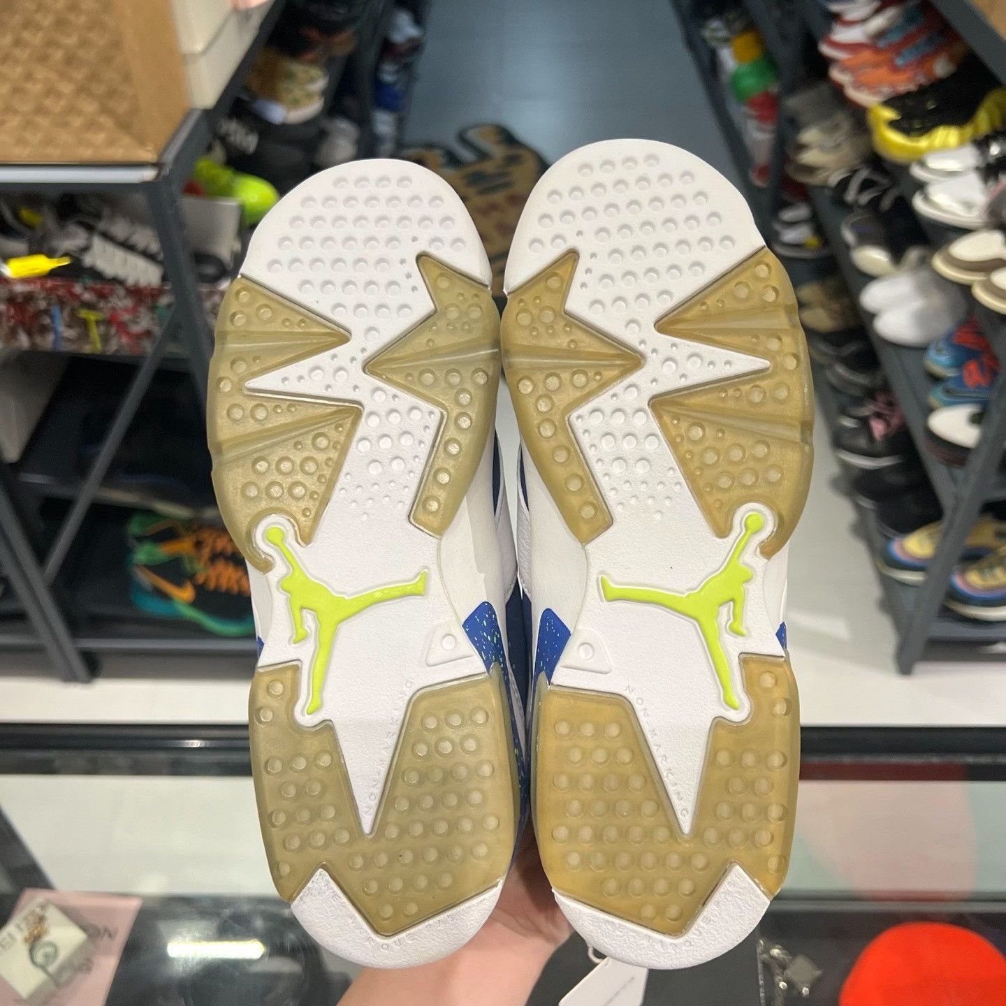 Nike Nike Green Lowtop Sneakers 5 Men Size US 5 / EU 37 - 4 Thumbnail