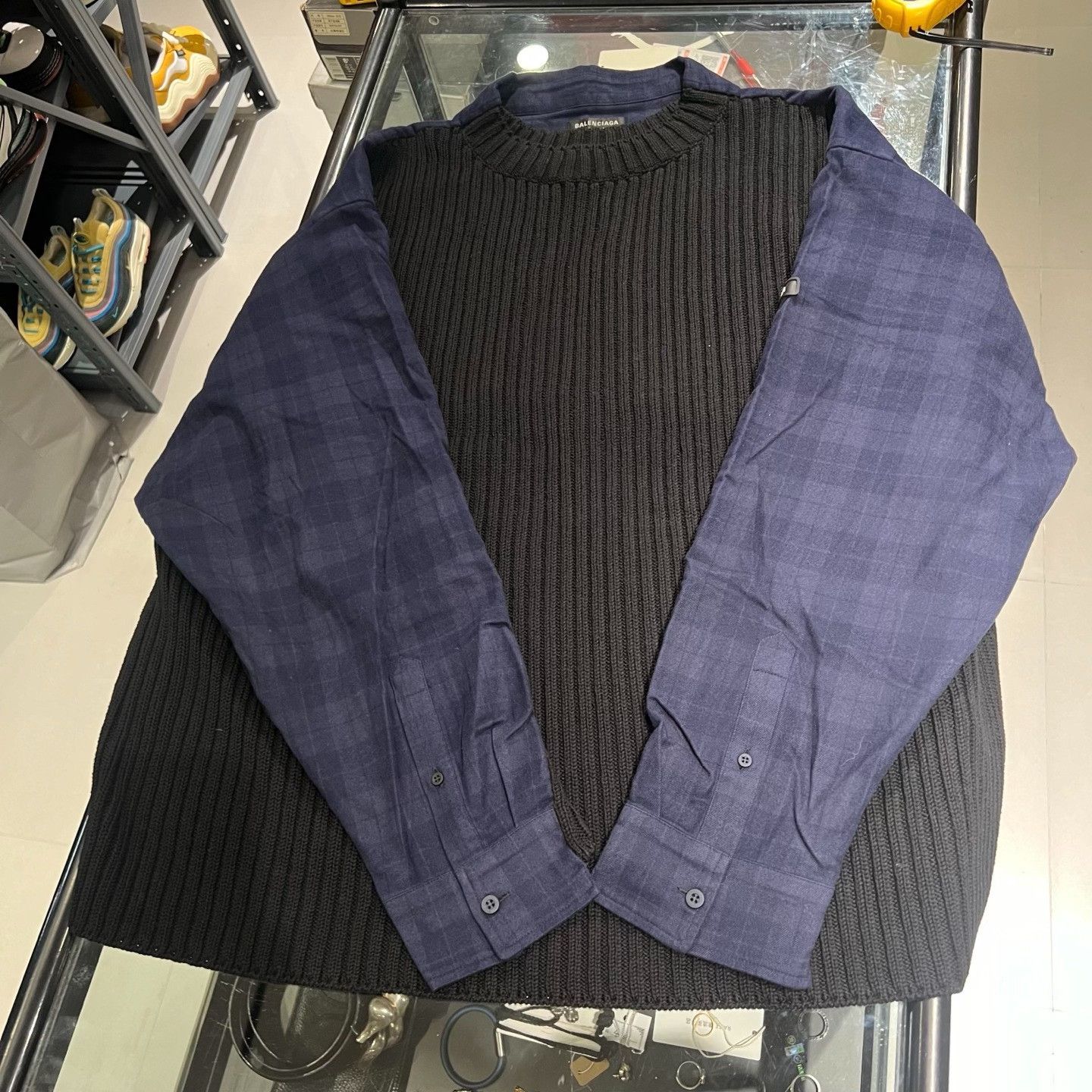 Balenciaga Balenciaga Sweater xs Men Size US XS / EU 42 / 0 - 6 Thumbnail