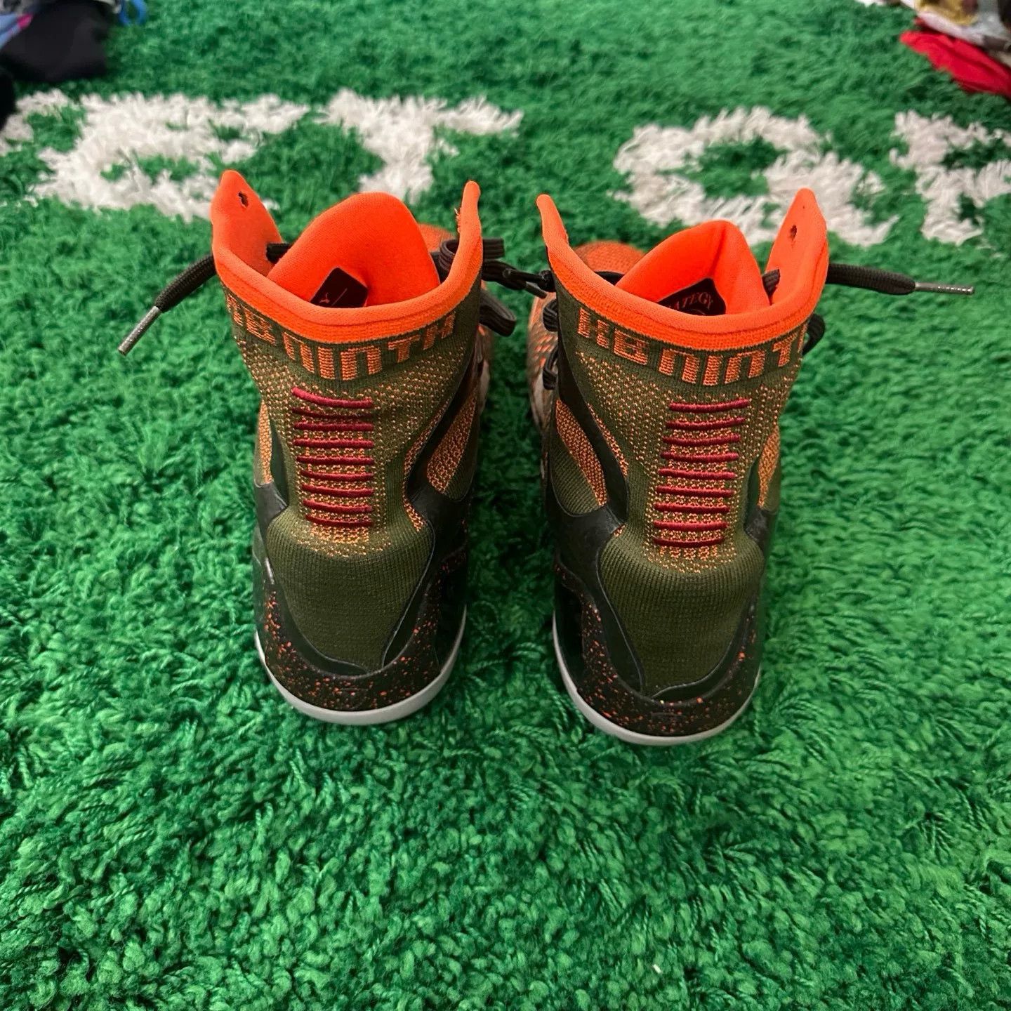 Nike Nike Orange Lowtop Sneakers 12 Men Size US 12 / EU 45 - 9 Thumbnail