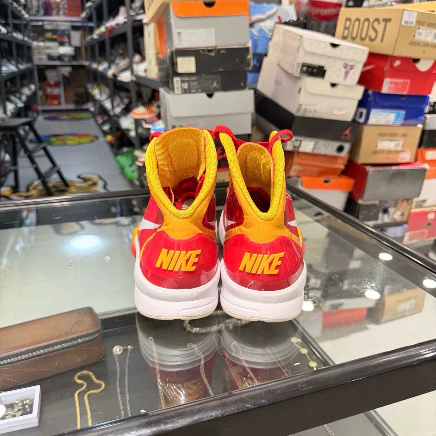 Nike Nike Red Lowtop Sneakers 12 Men Size US 12 / EU 45 - 3 Thumbnail