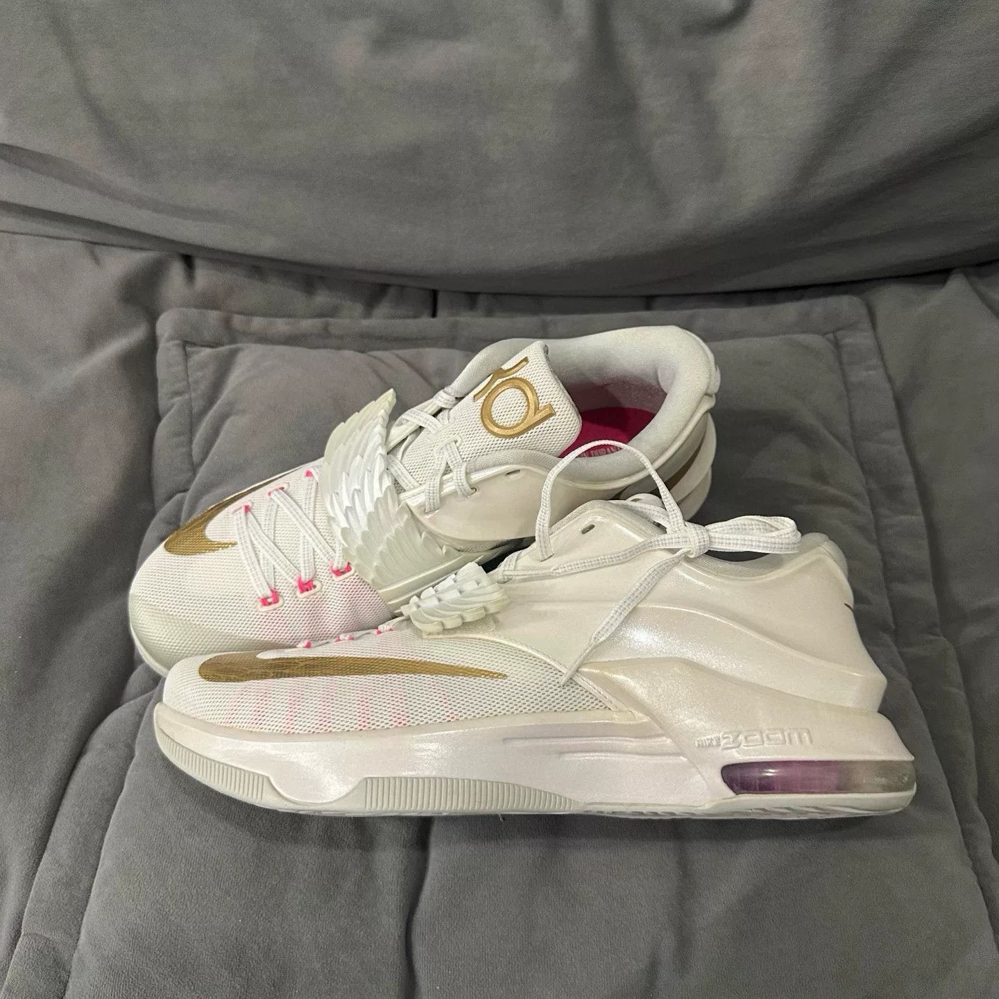 Nike Nike White Lowtop Sneakers 12 Men Size US 12 / EU 45 - 8 Thumbnail