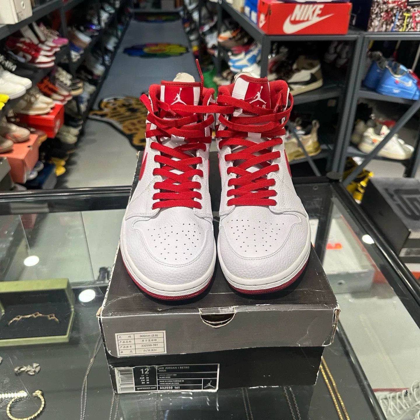 Nike Nike Red Lowtop Sneakers 12 Men Size US 12 / EU 45 - 2 Thumbnail