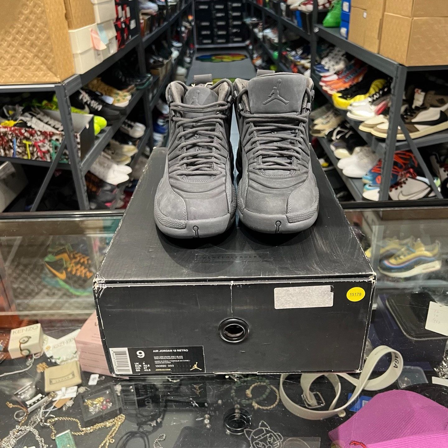 Nike Nike Gray Lowtop Sneakers 9.5 Men Size US 9.5 / EU 42-43 - 2 Thumbnail