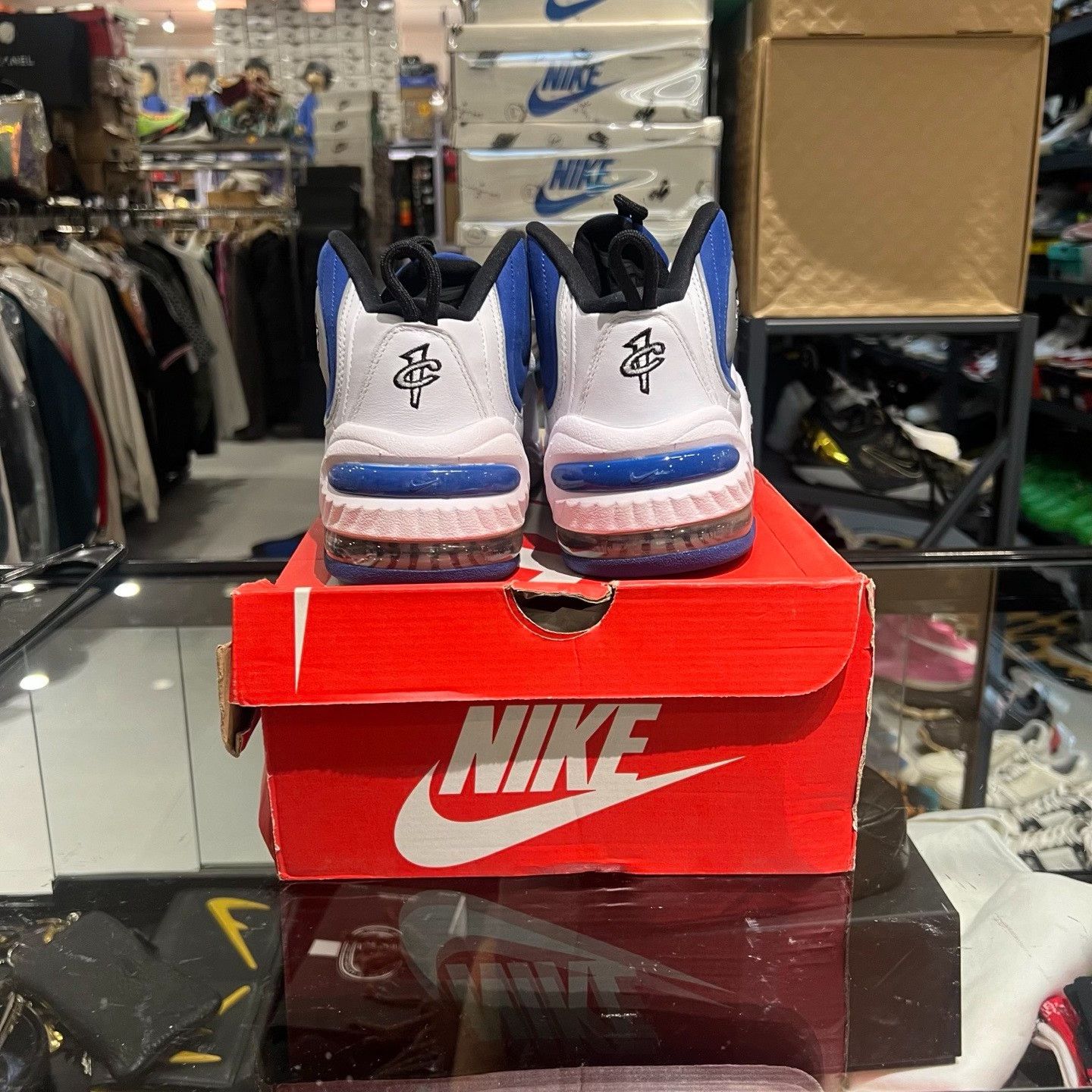 Nike Nike Lowtop Sneakers 9.5 Men Size US 9.5 / EU 42-43 - 3 Thumbnail