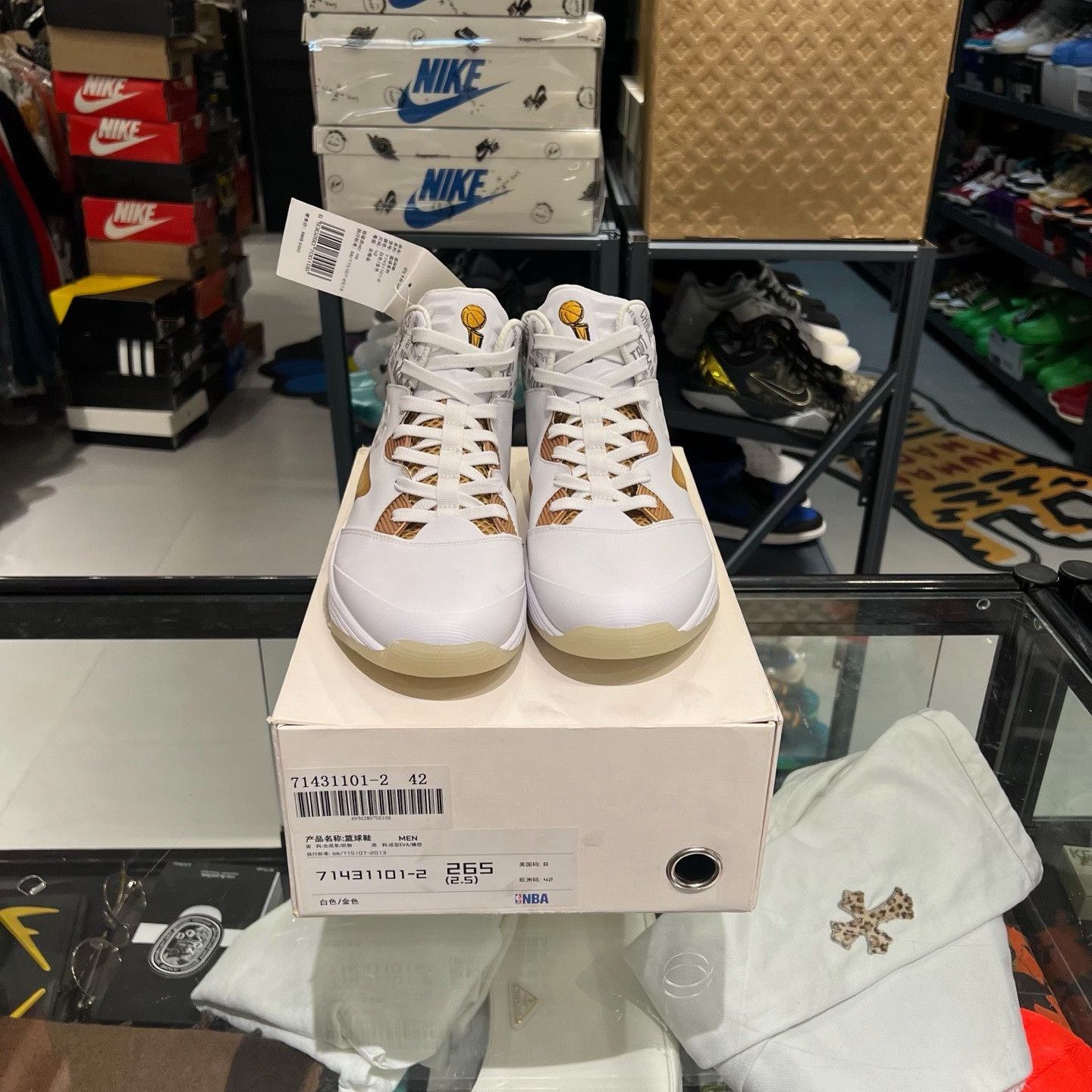 NBA NBA Lowtop Sneakers 9 Men Size US 9 / EU 42 - 3 Thumbnail