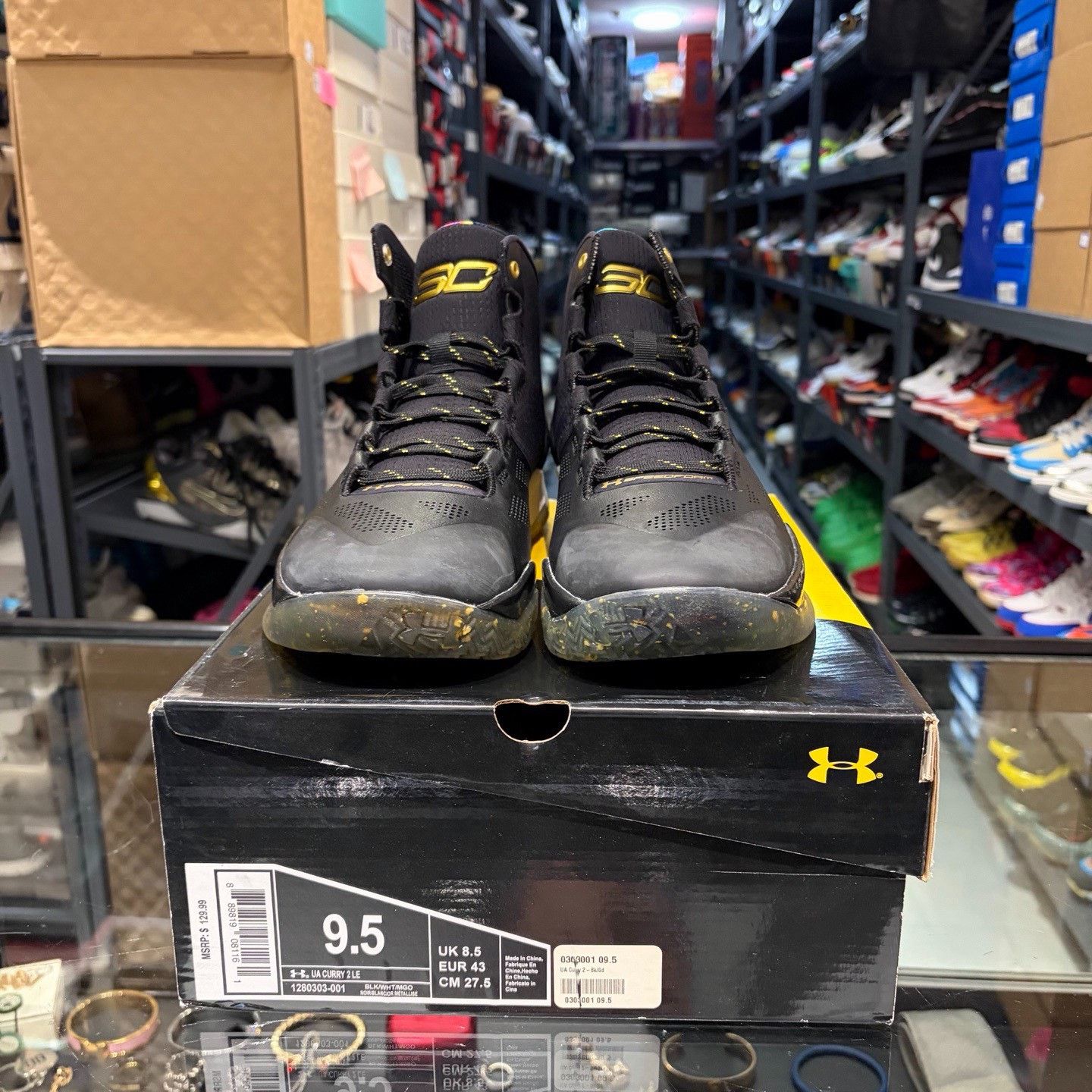 Under Armour Under Armour Black Lowtop Sneakers 10 Men Size US 10 / EU 43 - 2 Thumbnail