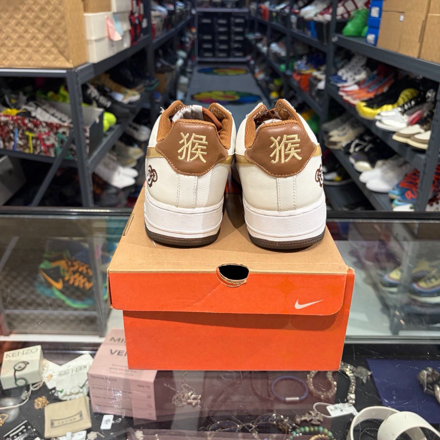 Nike Nike Brown Hitop Sneakers 9.5 Men Size US 9.5 / EU 42-43 - 3 Thumbnail