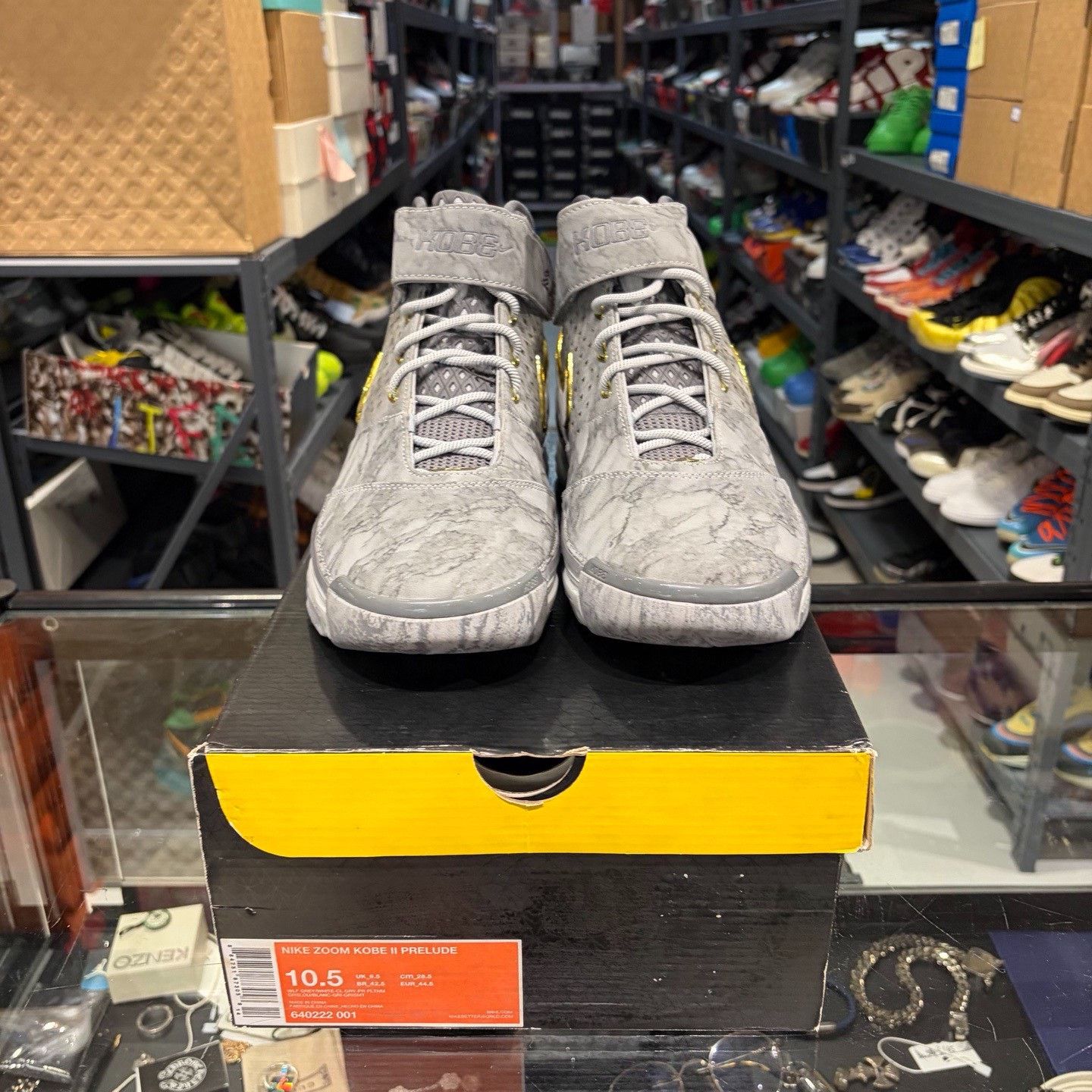 Nike Nike Gray Lowtop Sneakers 11 Men Size US 11 / EU 44 - 2 Thumbnail