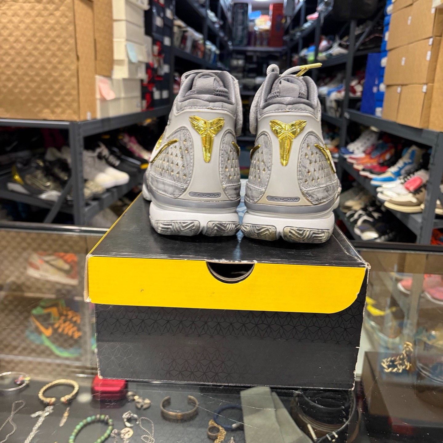 Nike Nike Gray Lowtop Sneakers 8.5 Men Size US 8.5 / EU 41-42 - 3 Thumbnail