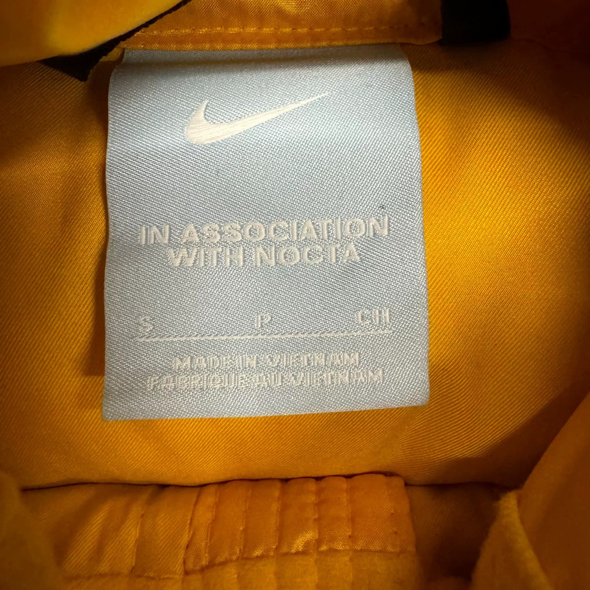 Nike Nike Yellow Heavy Coat s Men Size US S / EU 44-46 / 1 - 4 Thumbnail