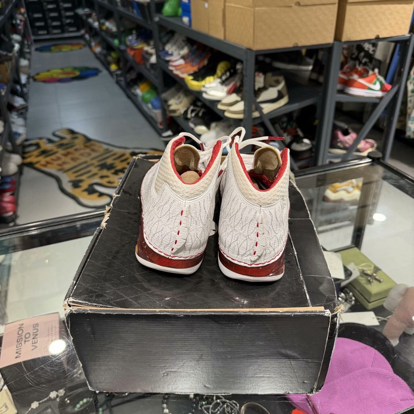 Nike Nike Red Lowtop Sneakers 9 Men Size US 9 / EU 42 - 3 Thumbnail