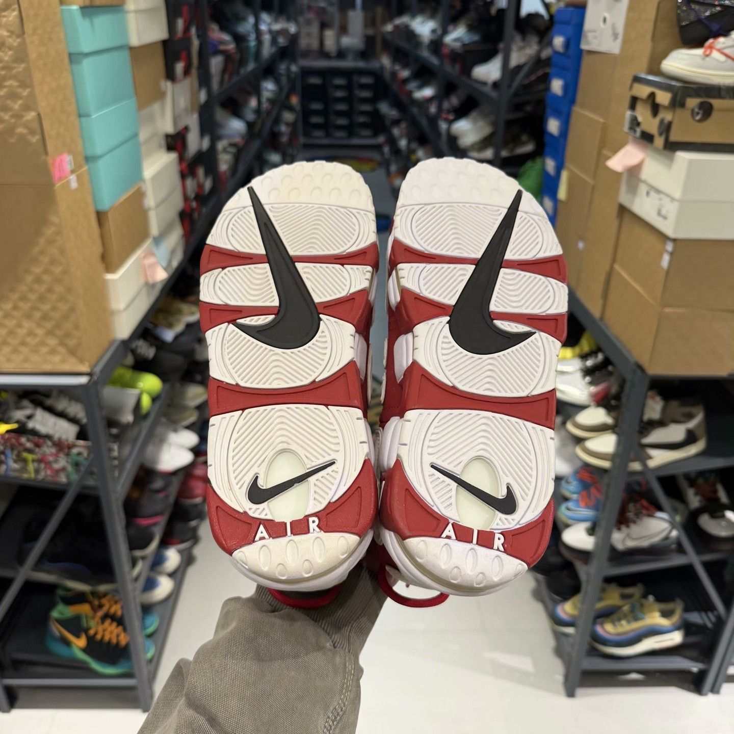 Nike Nike Red Lowtop Sneakers 12 Men Size US 12 / EU 45 - 4 Thumbnail
