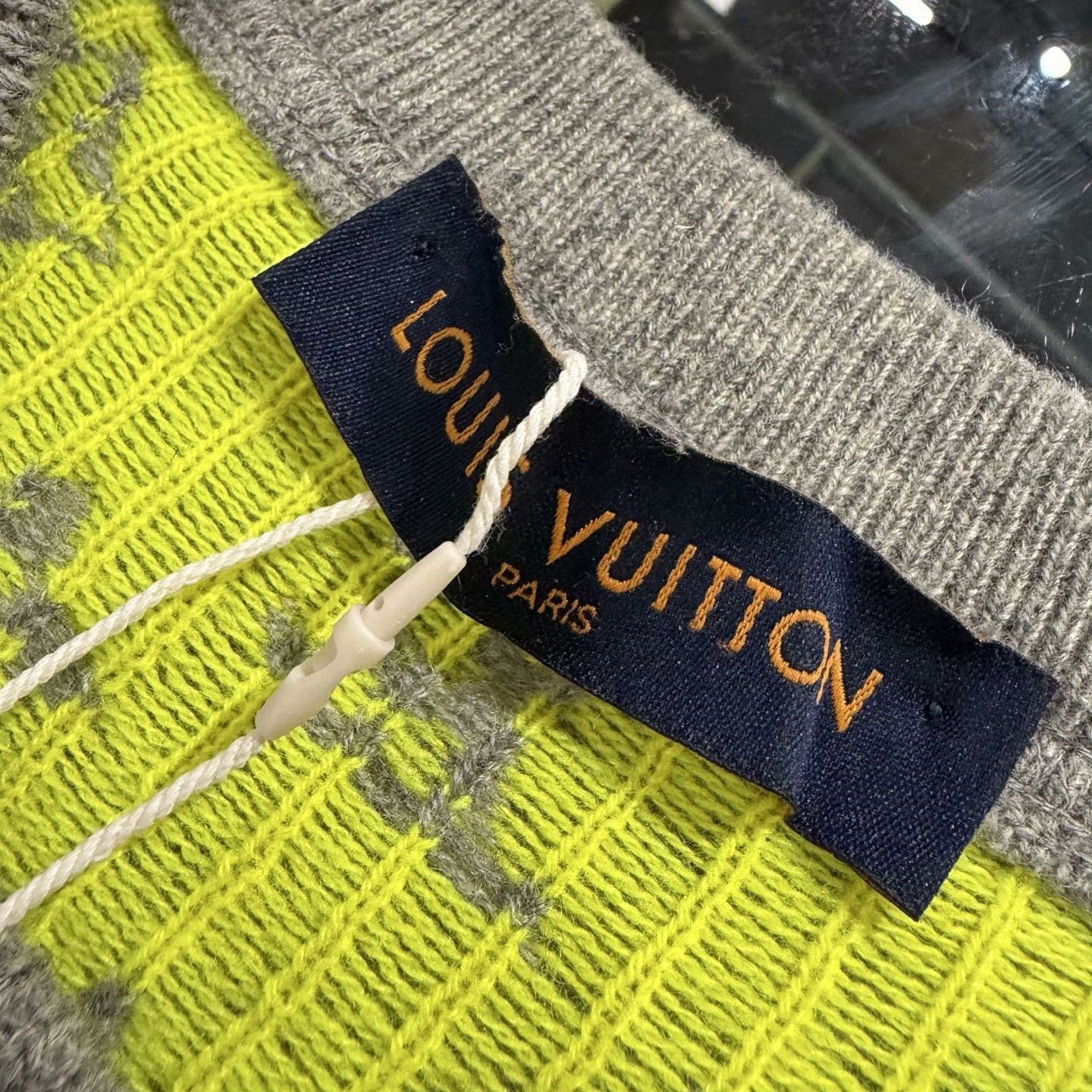 Louis Vuitton Louis Vuitton Sweater m Men Size US M / EU 48-50 / 2 - 3 Thumbnail