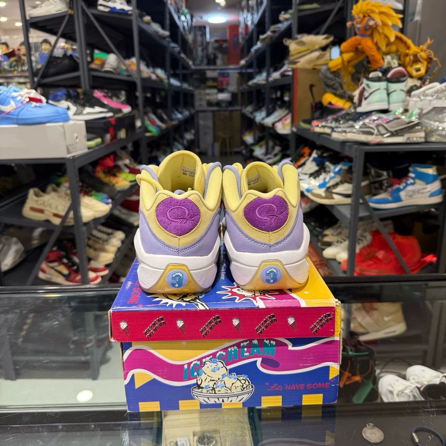 Reebok Reebok Purple Lowtop Sneakers 9.5 Men Size US 9.5 / EU 42-43 - 3 Thumbnail