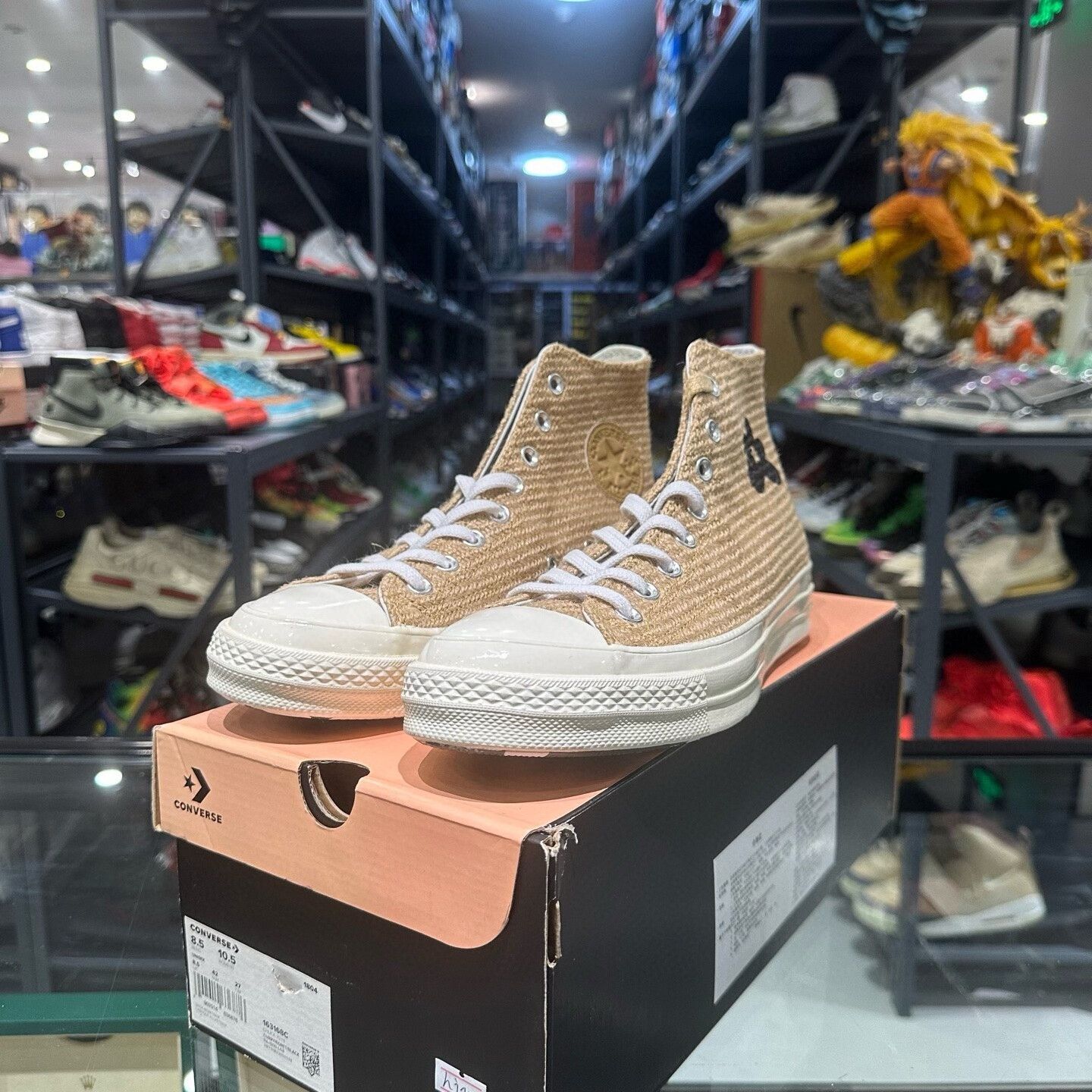 Converse Converse Beige Lowtop Sneakers 9 Men Size US 9 / EU 42 - 4 Thumbnail