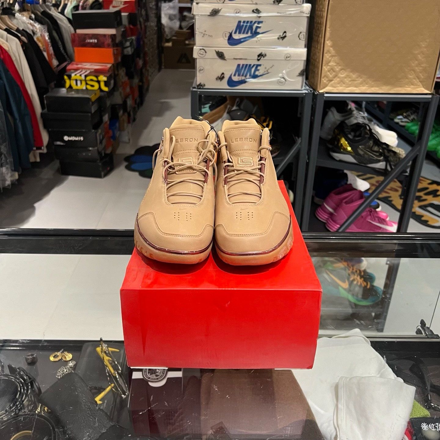 Nike Nike Lowtop Sneakers 9.5 Men Size US 9.5 / EU 42-43 - 2 Thumbnail